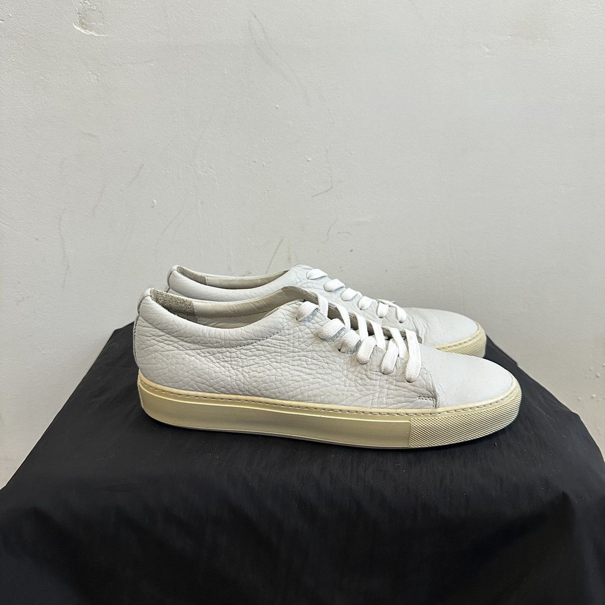 Acne Studios Acne Studios Leather Sneaker Shoes Mens 41 Size US 8 / EU 41 - 1 Thumbnail