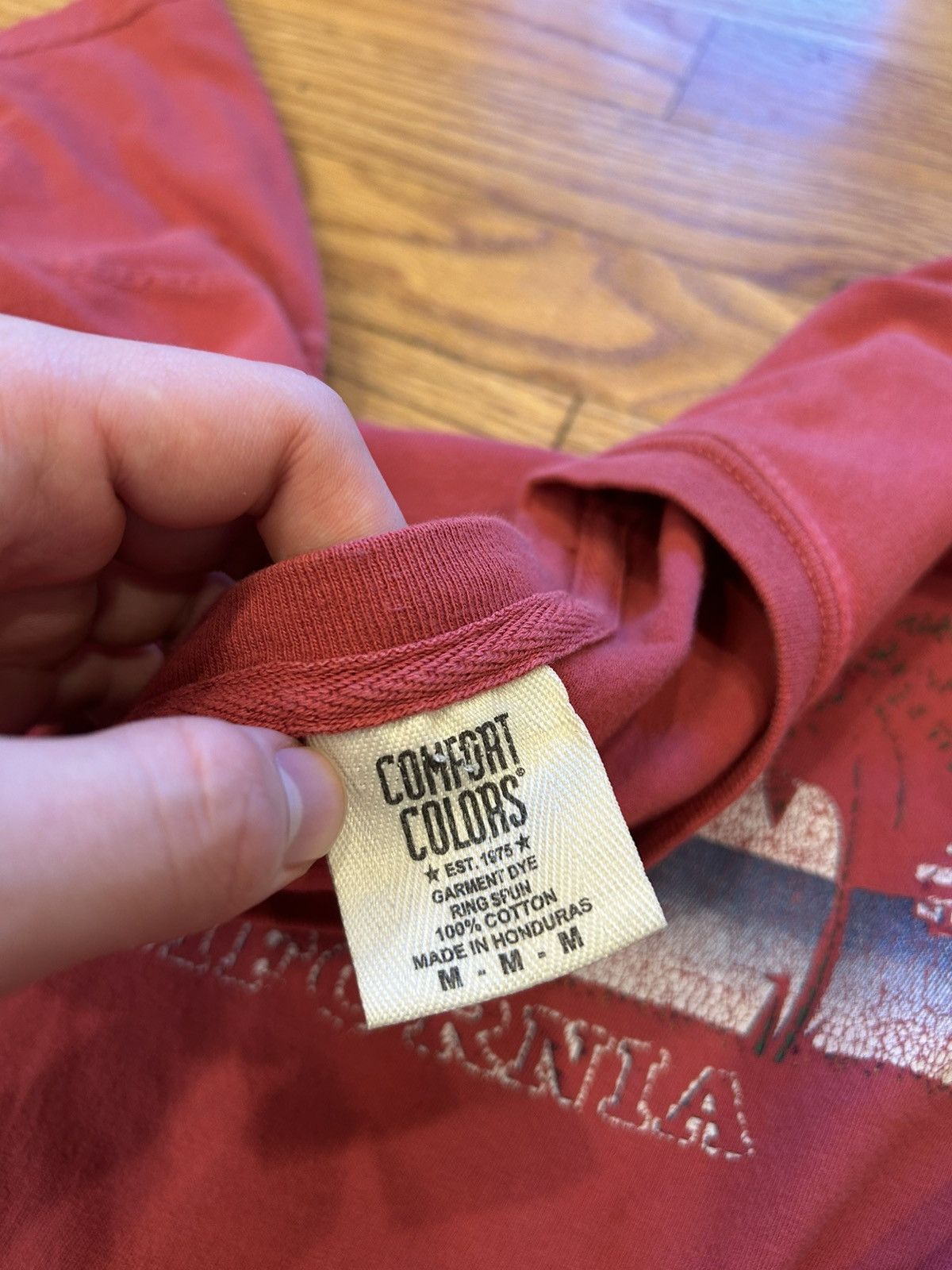Other Red California graphic tee w palm trees and sailboat Size US M / EU 48-50 / 2 - 2 Thumbnail