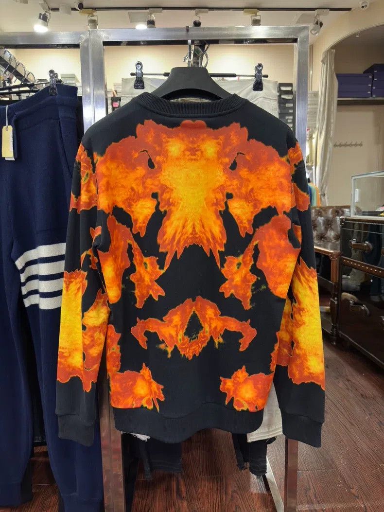 Givenchy Givenchy Flame Print Hoodie Size US S / EU 44-46 / 1 - 2 Thumbnail