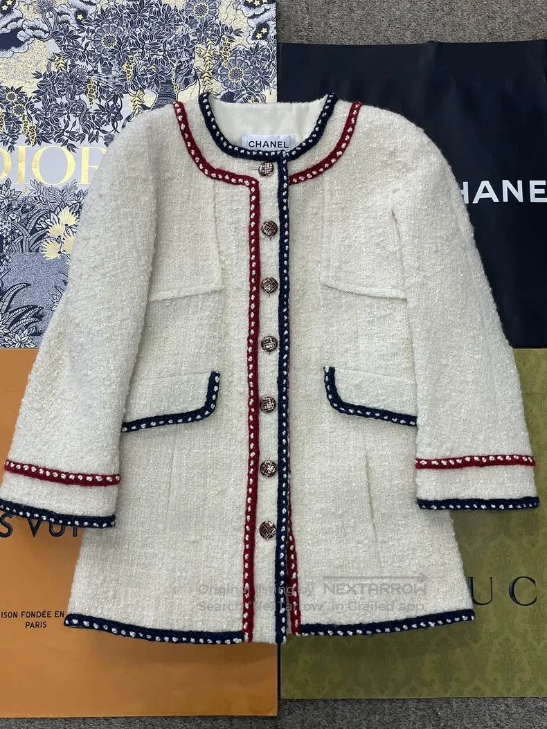 Chanel Chanel Preview series white red and blue rolled-edged jack Size XS / US 0-2 / IT 36-38 - 1 Thumbnail