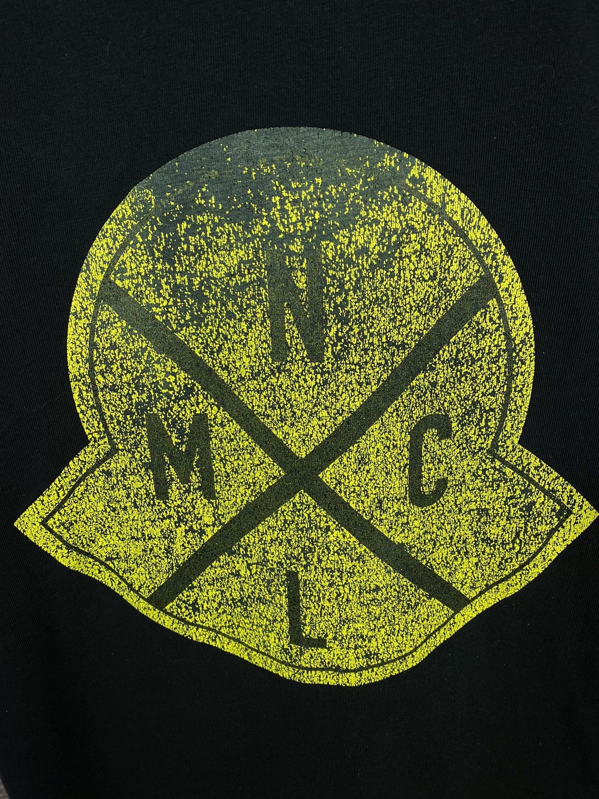 Moncler Moncler Big Logo T-Shirt Size US S / EU 44-46 / 1 - 4 Thumbnail
