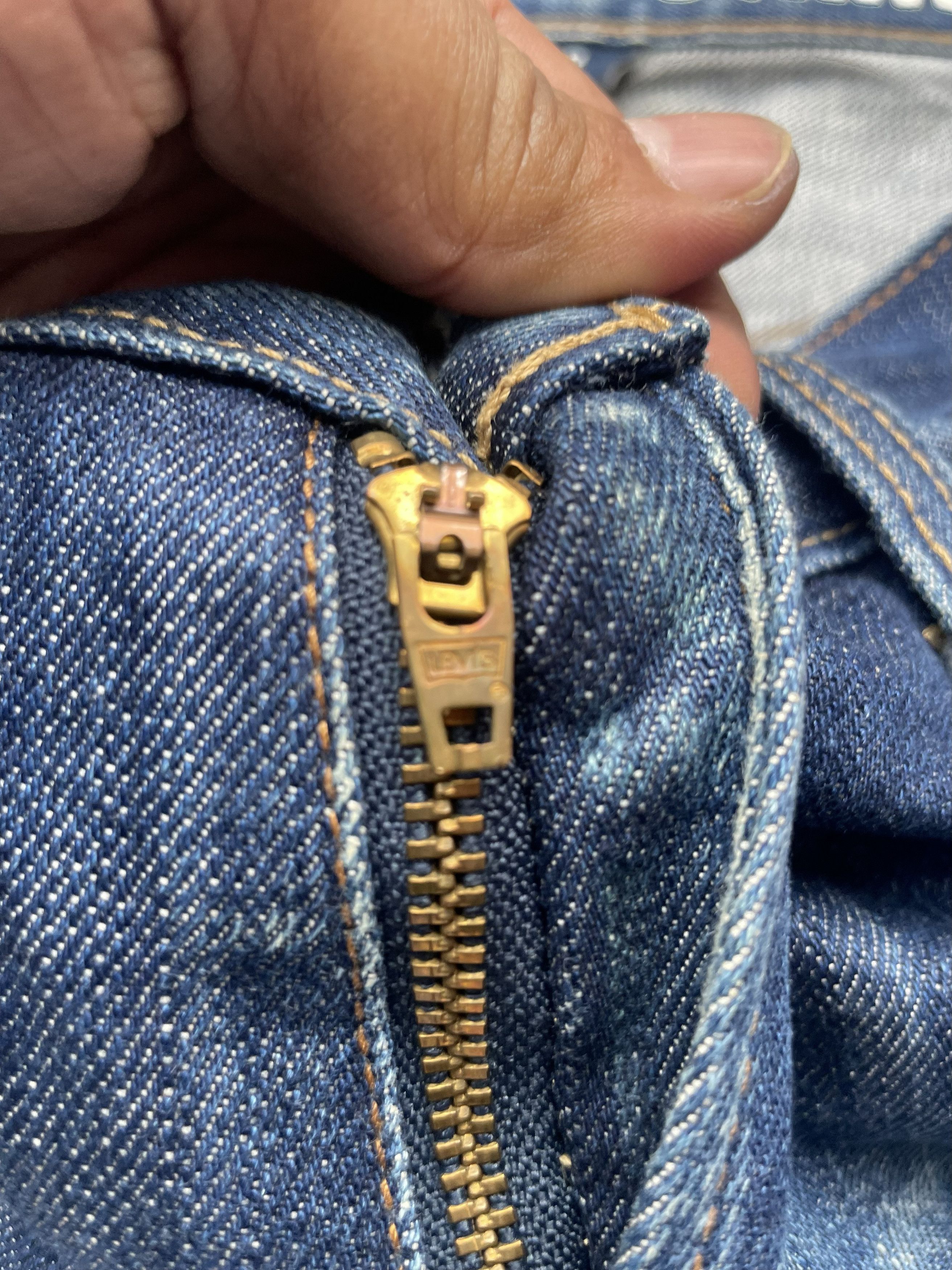 Levi's Levis 503 Faded & Distresed Size US 33 - 12 Thumbnail