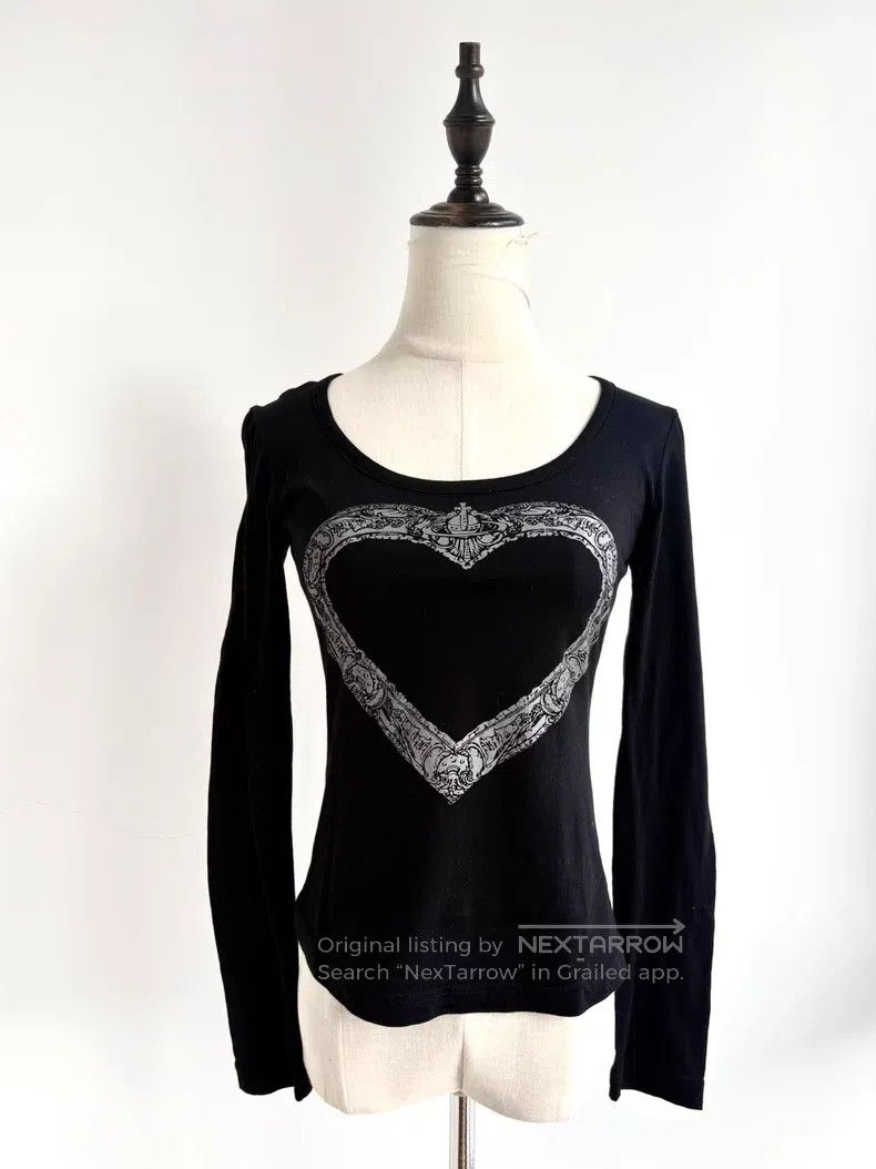 Vivienne Westwood Vivienne Westwood Black Love Heart Saturn Underwear Top T- Size M / US 6-8 / IT 42-44 - 1 Thumbnail