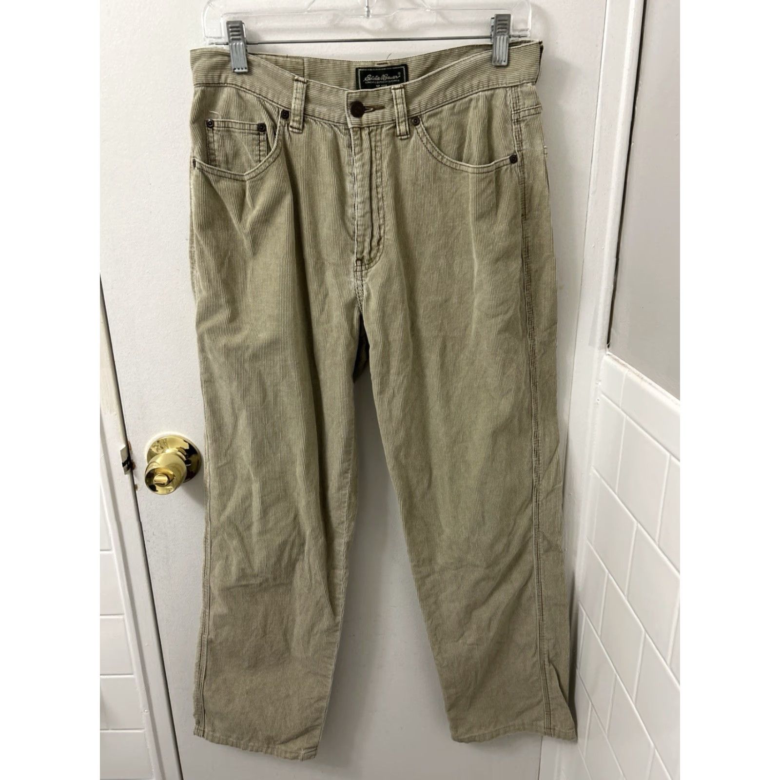 Eddie Bauer VINTAGE Eddie Bauer Pants Mens 30x28 Corduroy Tan Straight Leg 100% Cotton YKK Button Zip Front 5-Pocket Design Leather Patch Size US 30 / EU 46 - 2 Thumbnail