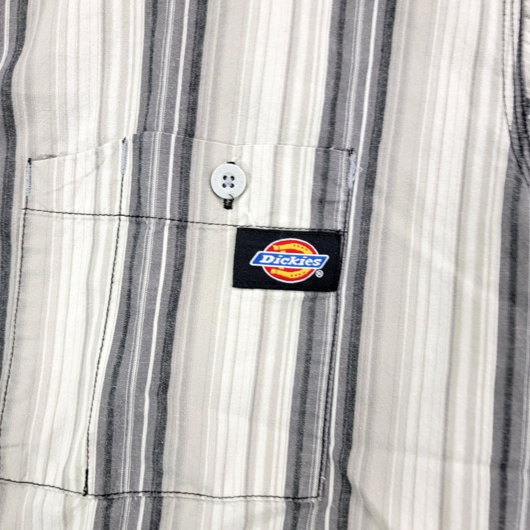 Dickies Dickies Shirt Mens Large Beige Gray Stripe Short Sleeve Button Front Casual Size US L / EU 52-54 / 3 - 2 Thumbnail
