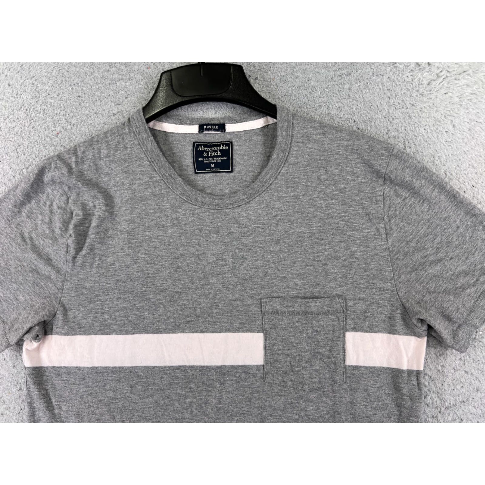 Abercrombie & Fitch Abercrombie & Fitch Shirt Mens Medium Gray White Stripe Crew Neck Short Sleeve Jersey T-Shirt USA Size US S / EU 44-46 / 1 - 4 Thumbnail