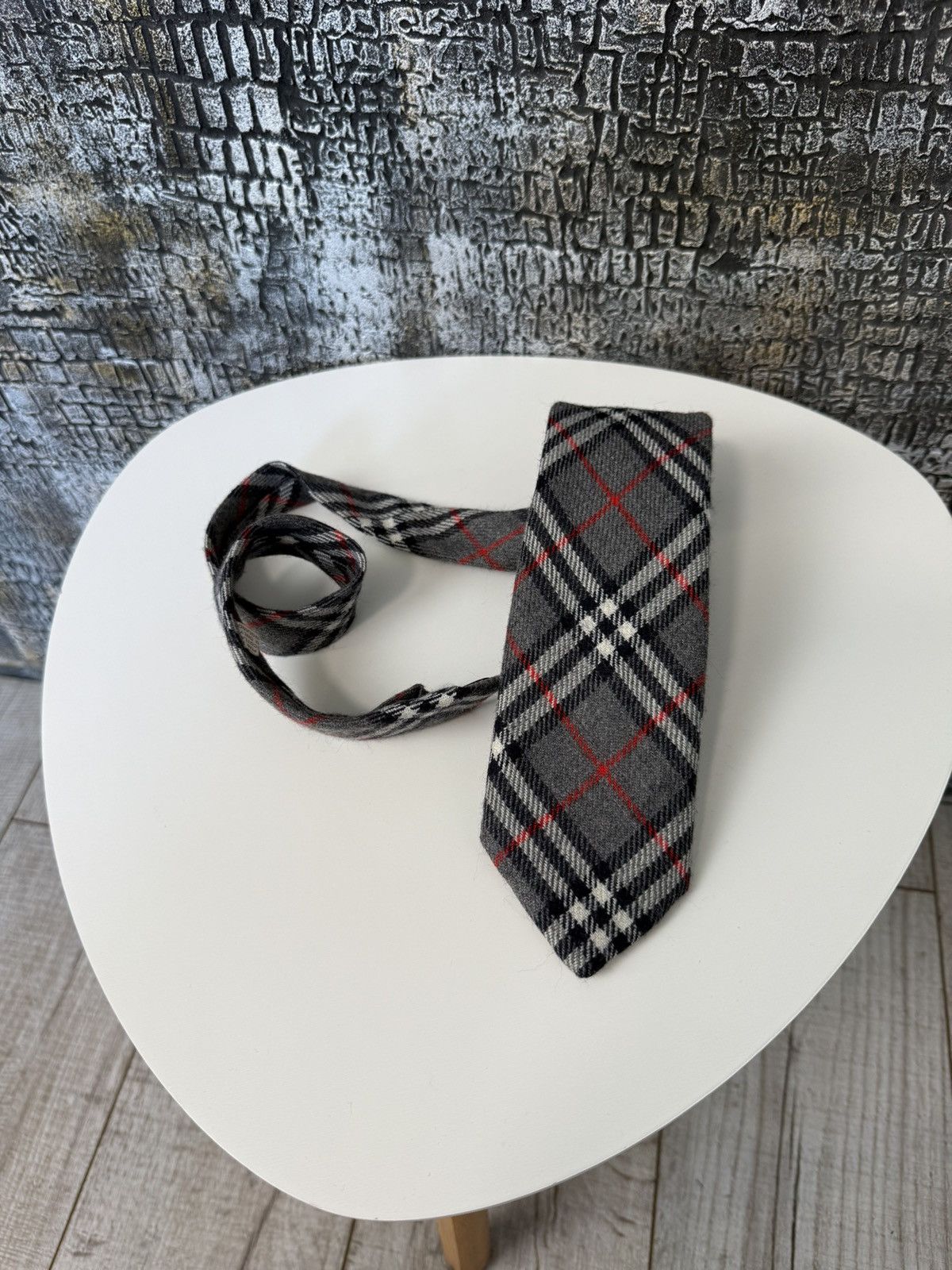 Burberry Burberry Vintage Neck Tie Grey/Red Nova check Pure wool Size ONE SIZE - 5 Thumbnail