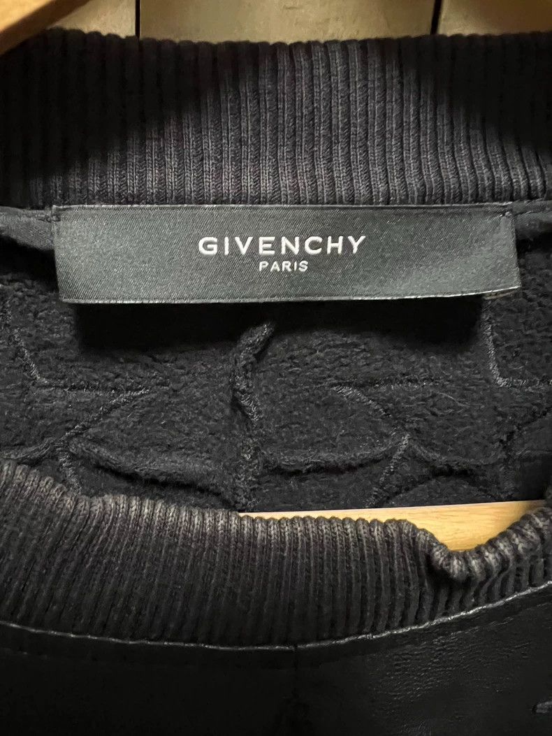 Givenchy Givenchy Sheepskin patched sweatshirt, size L Size US L / EU 52-54 / 3 - 2 Thumbnail