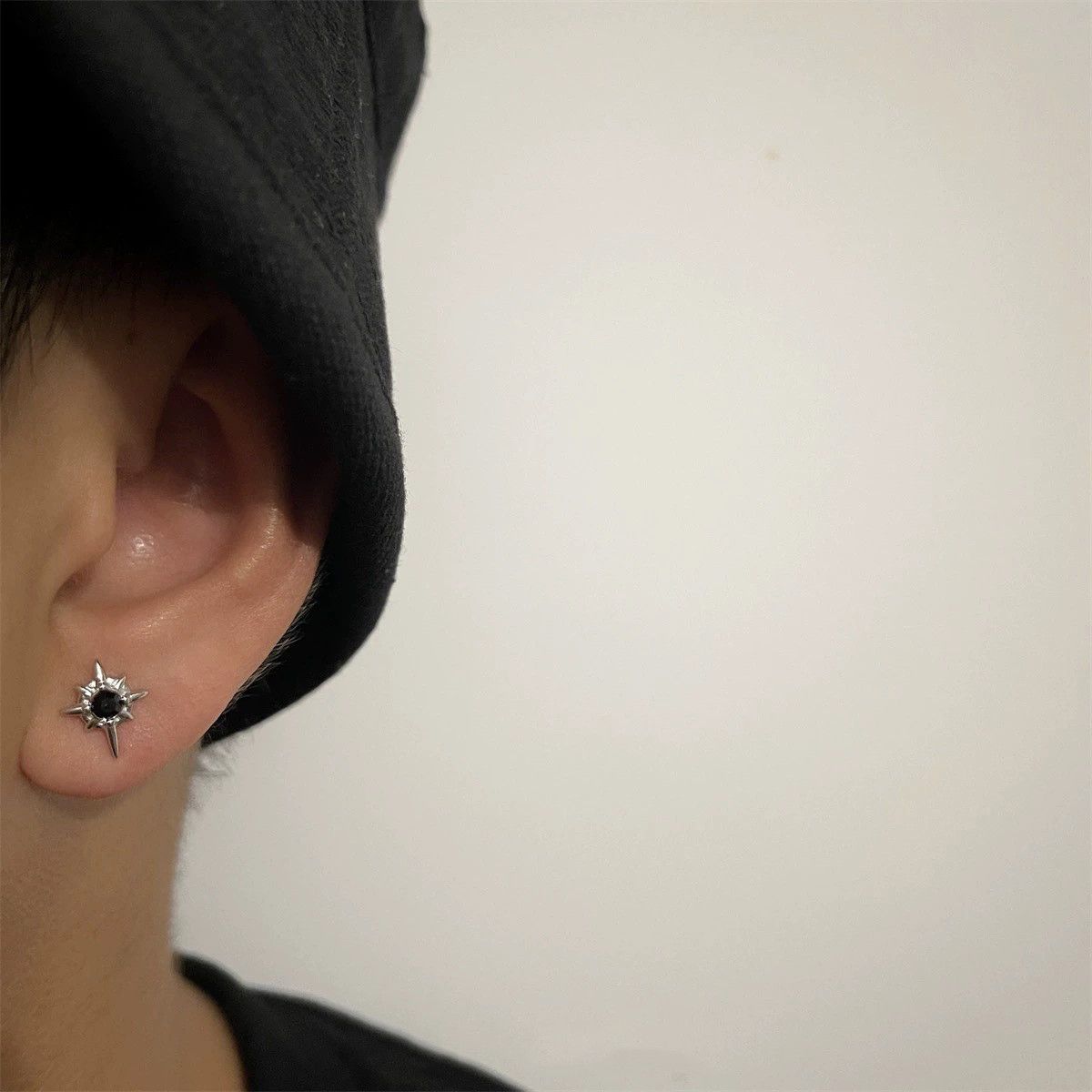 Jewelry Earrings One Pairs Chrome Jewelry Size ONE SIZE - 4 Thumbnail