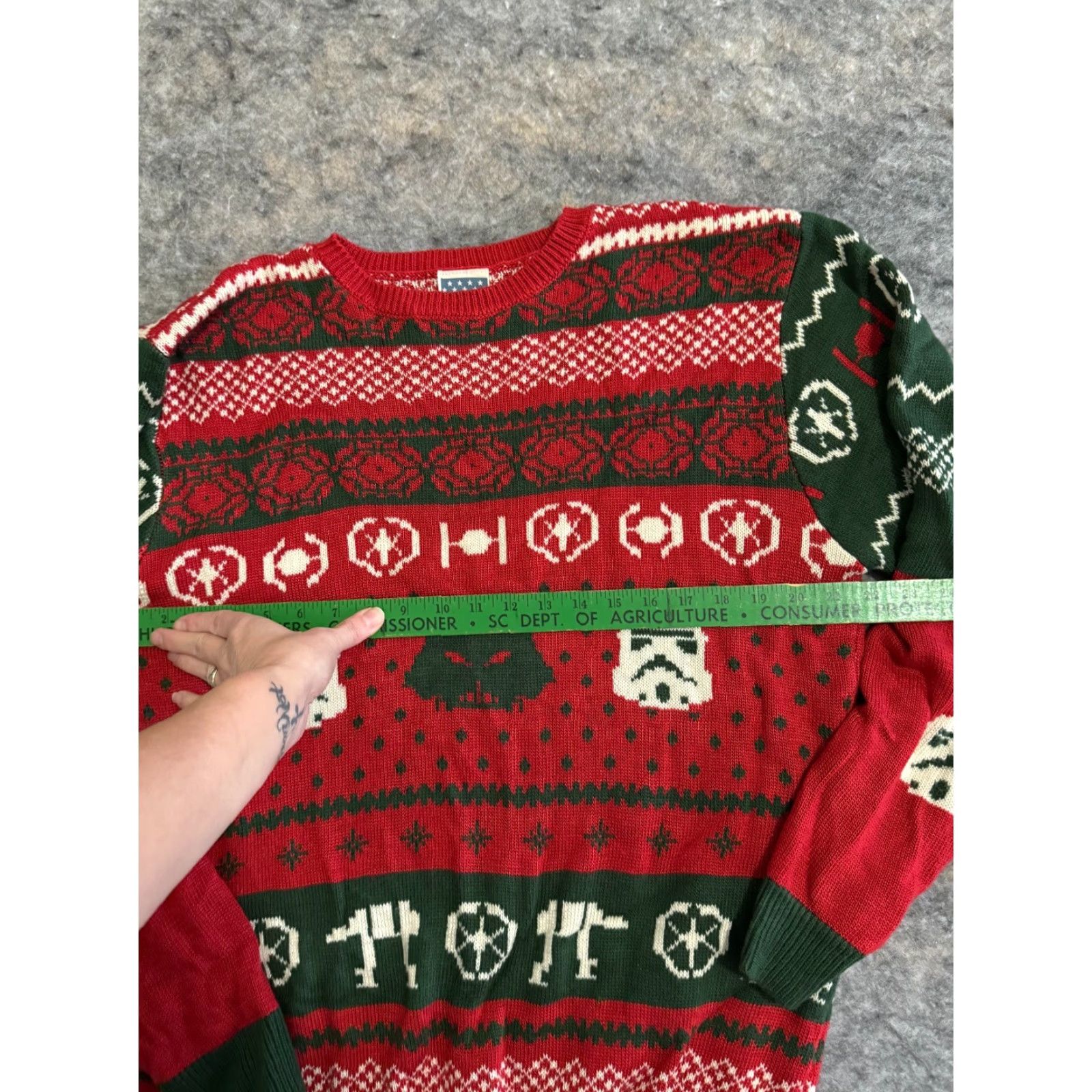 Junk Food Junk Food Disney Star Wars Darth Vader Christmas Sweater XL Unisex Adults Red Pullover Men Women Holiday Size XL / US 12-14 / IT 48-50 - 2 Thumbnail