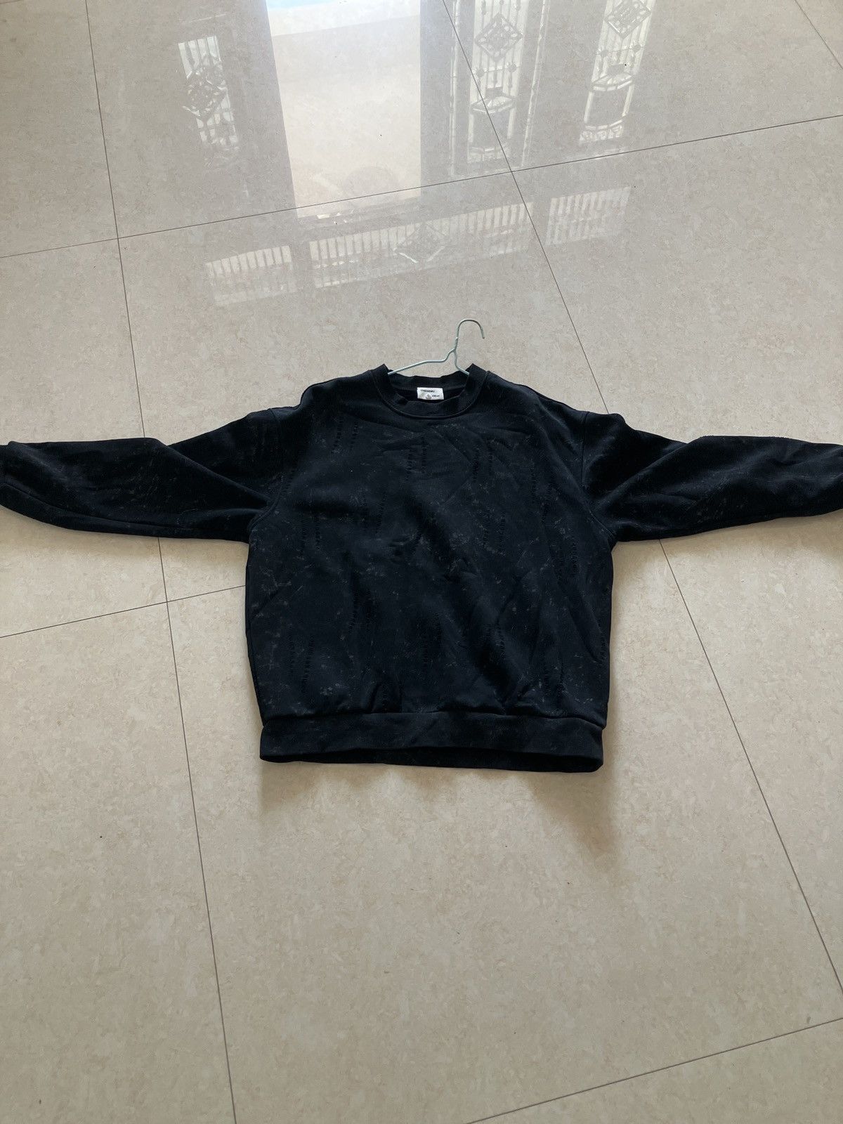 Other The black top is keep warm Size US XXL / EU 58 / 5 - 3 Thumbnail