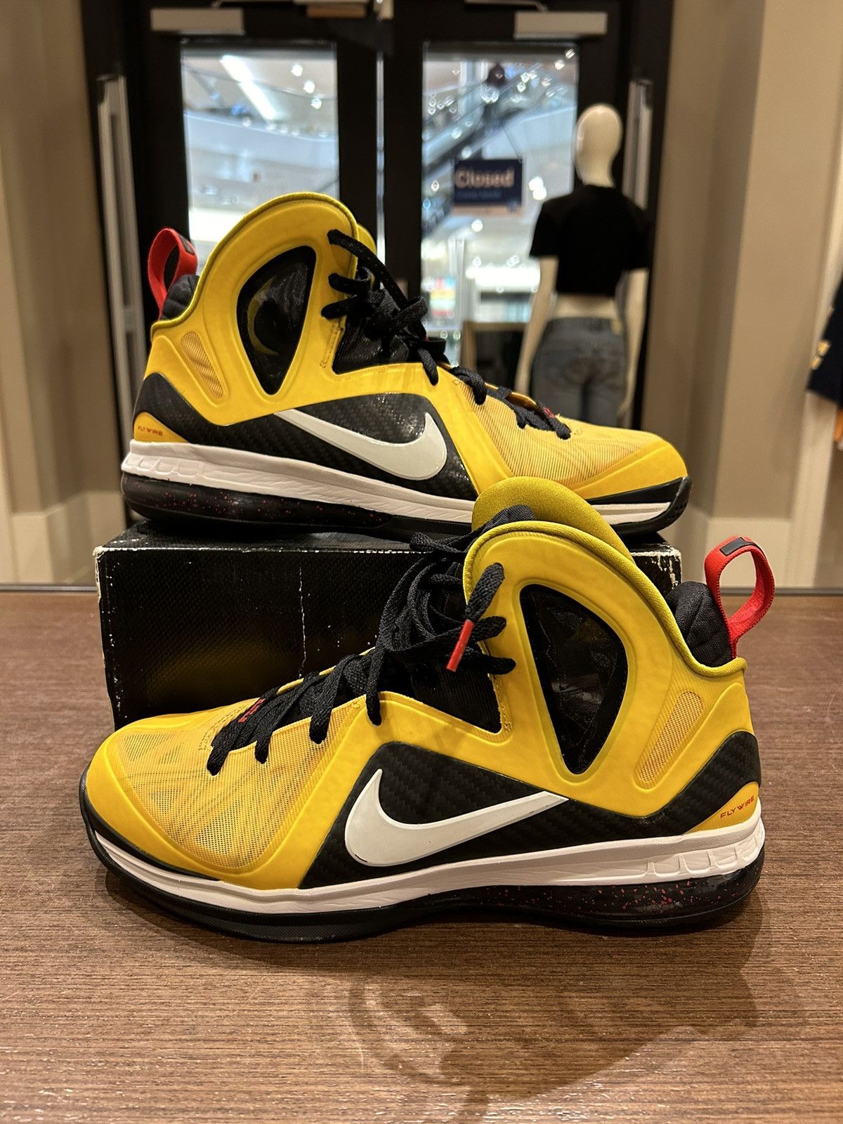 Nike Lebron 9 PS Elite ‘Taxi’ Size US 12 / EU 45 - 1 Thumbnail