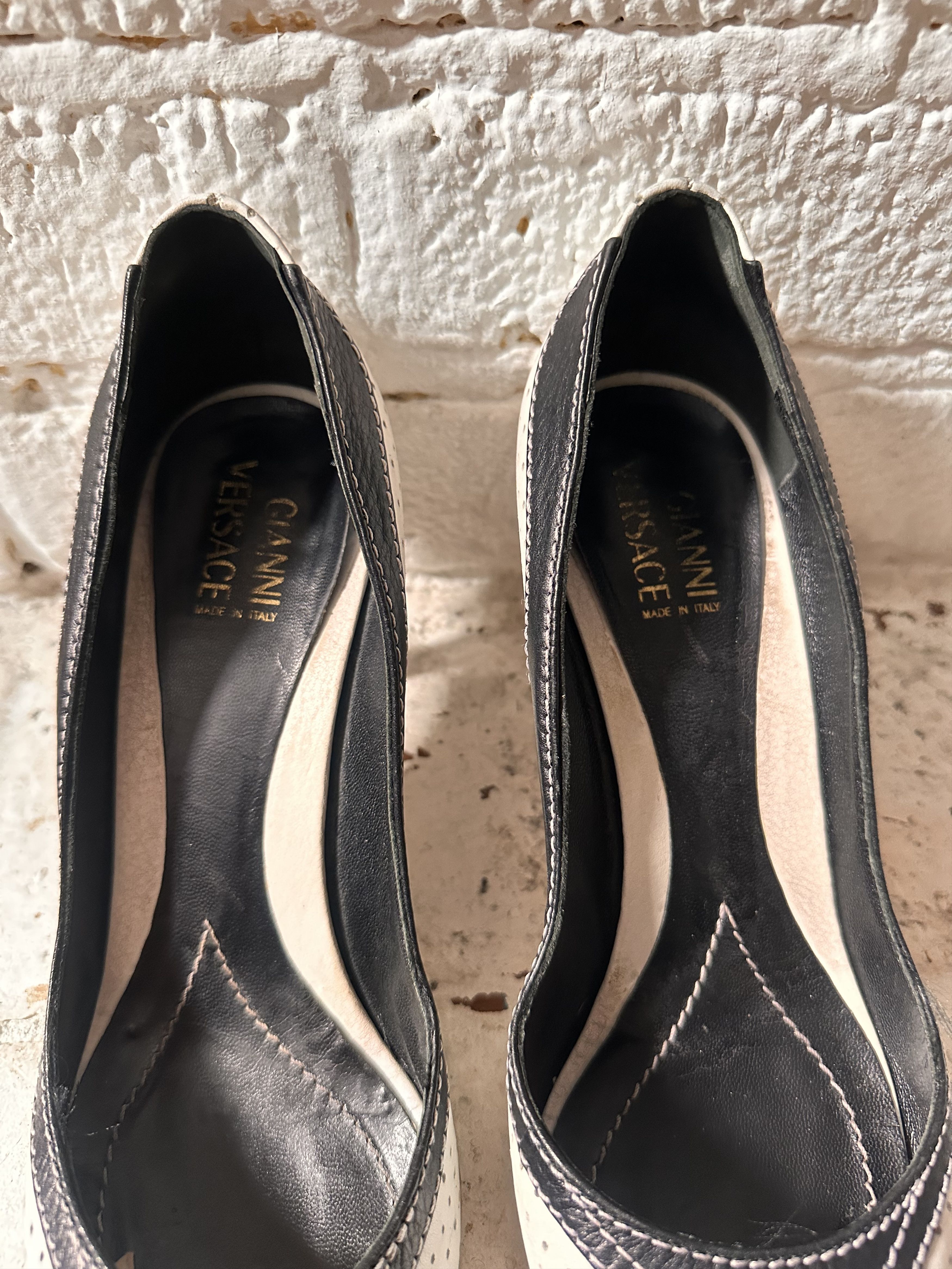 Versace VINTAGE GIANNI VERSACE SPORT HEELS_ BLACK/WHITE_ 38.5 Size US 7.5 / IT 37.5 - 4 Thumbnail