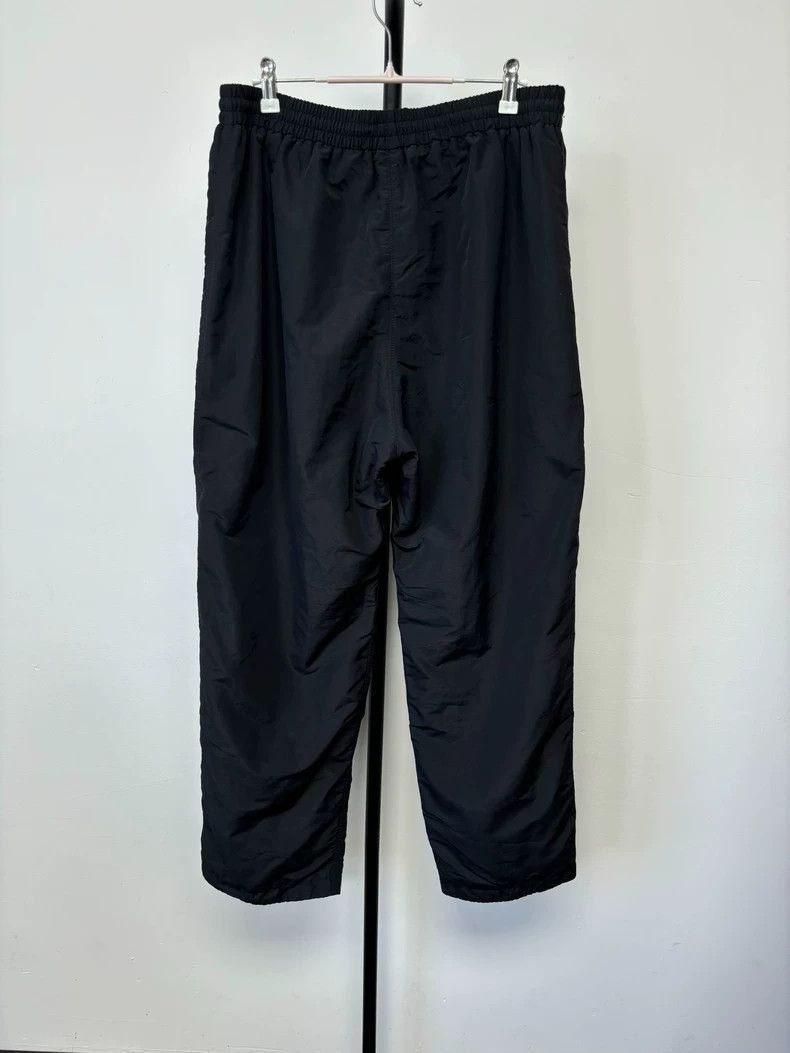 Balenciaga Balenciaga size L 3 B sports pants Size US 26 / EU 42 - 2 Thumbnail