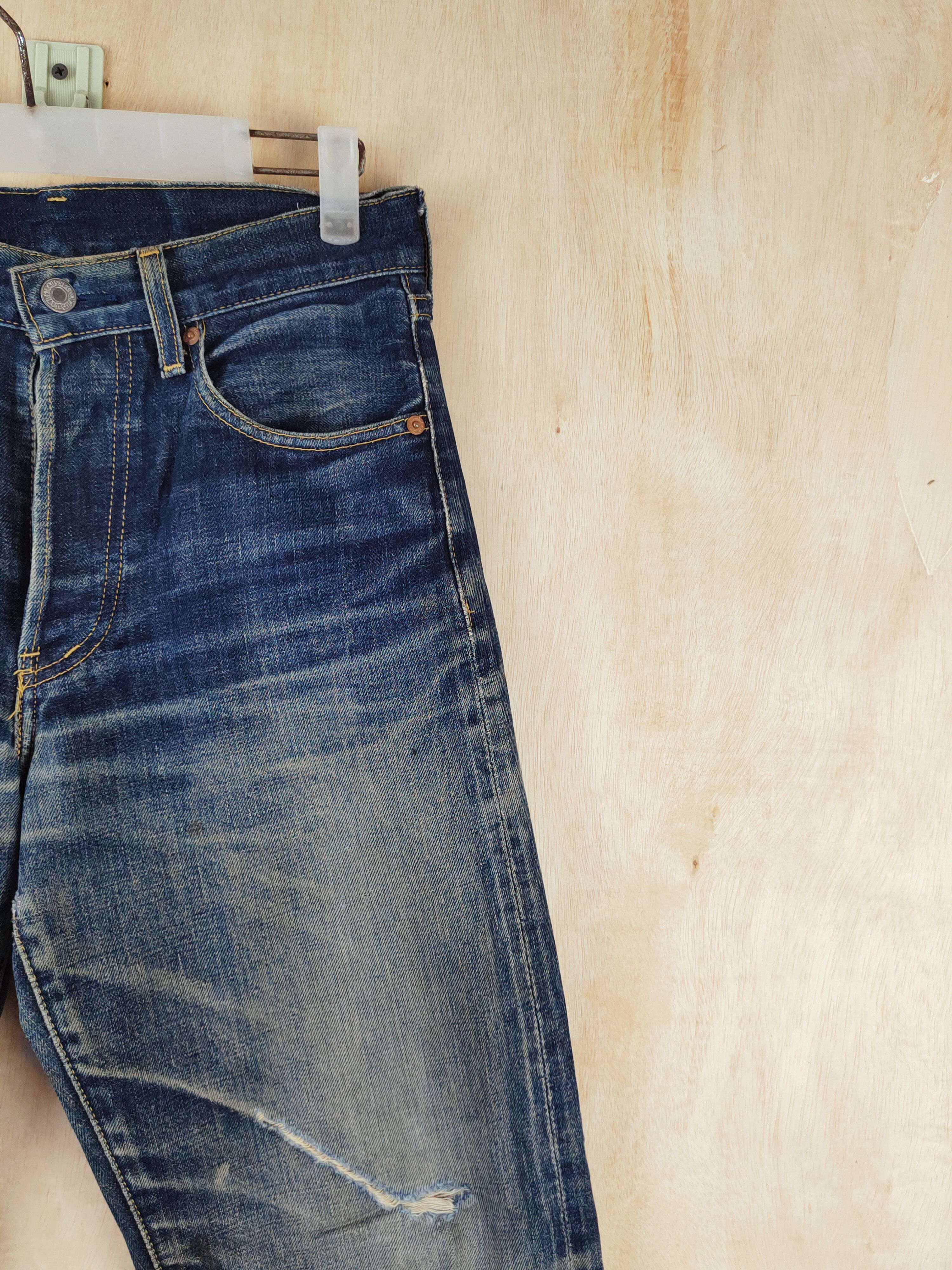Levi's DL Levi's Big E selvedge Distressed Ripped Jeans #S2674 Size US 29 - 5 Thumbnail
