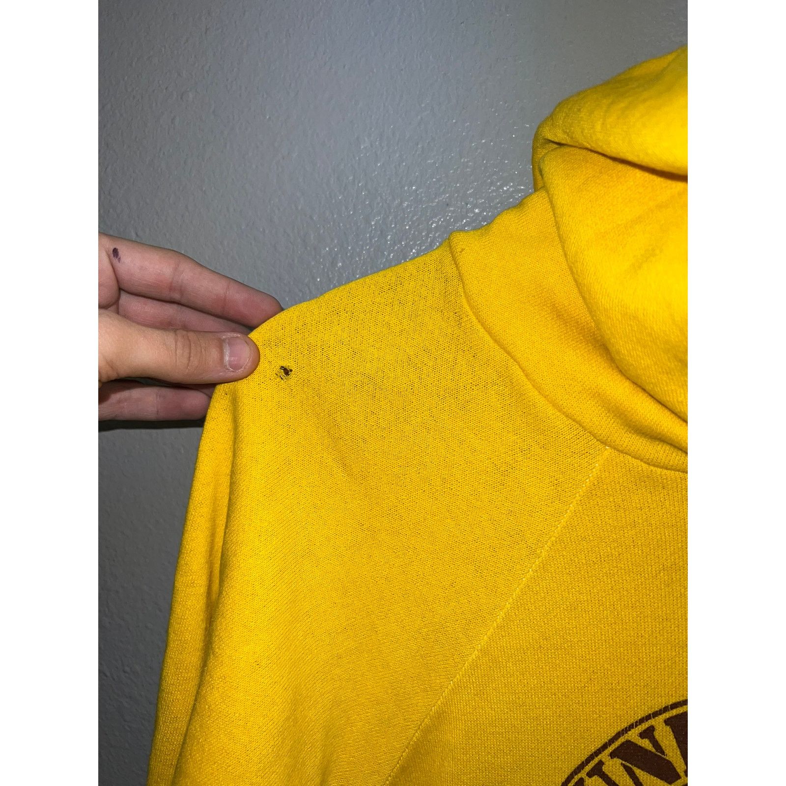 Vintage Vintage University Of Wyoming Hoodie Cowboys College 80s L Size US L / EU 52-54 / 3 - 5 Thumbnail