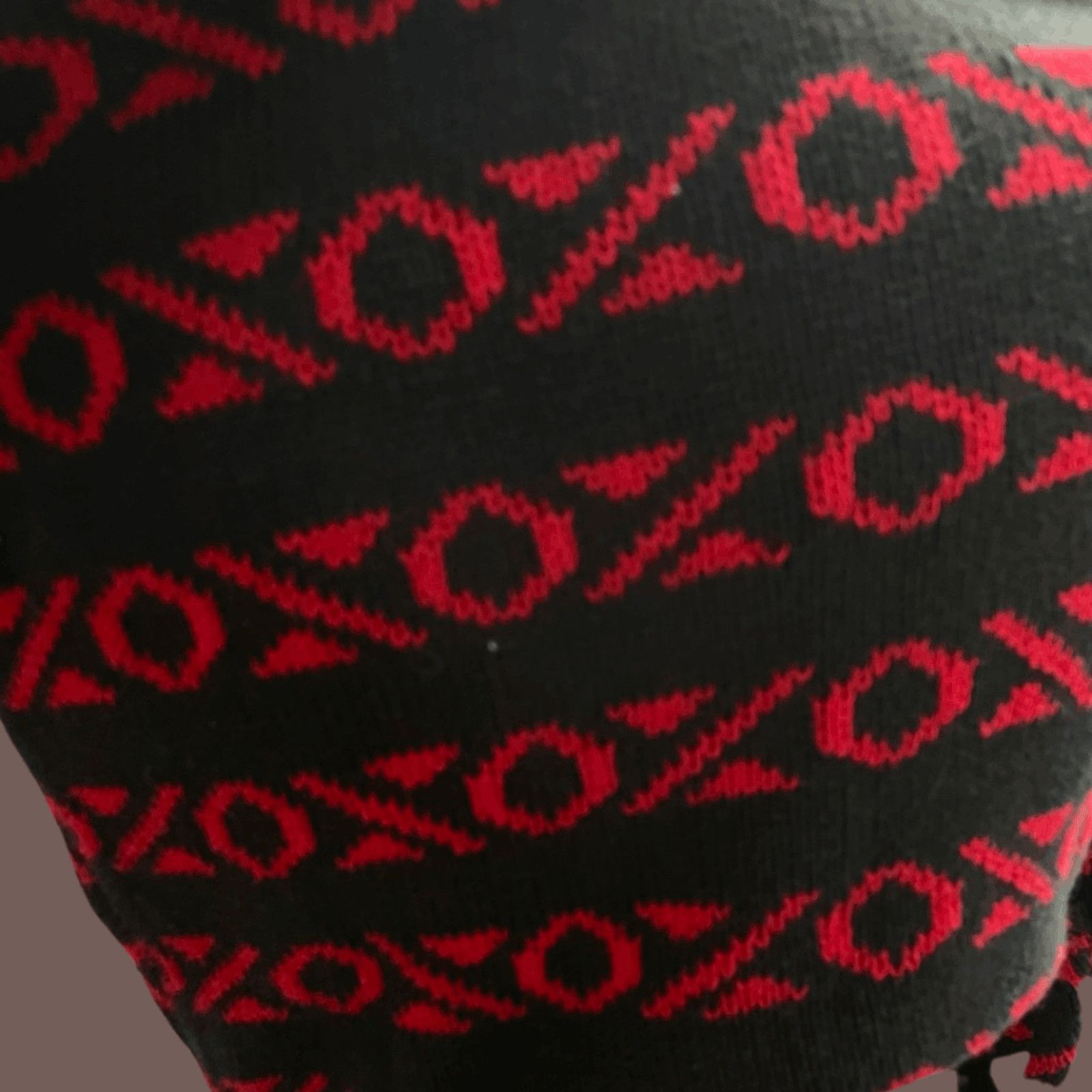 Vintage VTG Knit Sweater | Cambridge XOXO Red Black 90s Grandpa Fit Size US S / EU 44-46 / 1 - 4 Thumbnail
