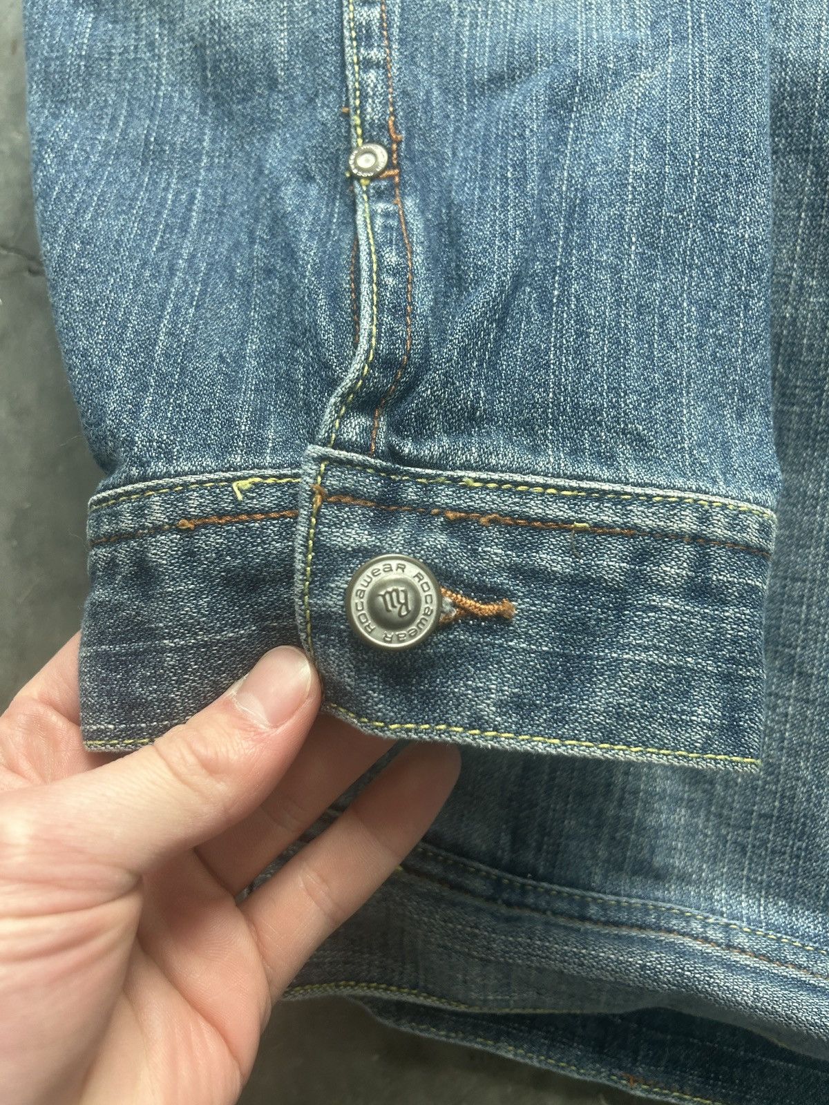 Rocawear × Vintage Vintage Y2K Rocawear Denim Jacket Oversized Fit Size US XXL / EU 58 / 5 - 3 Thumbnail