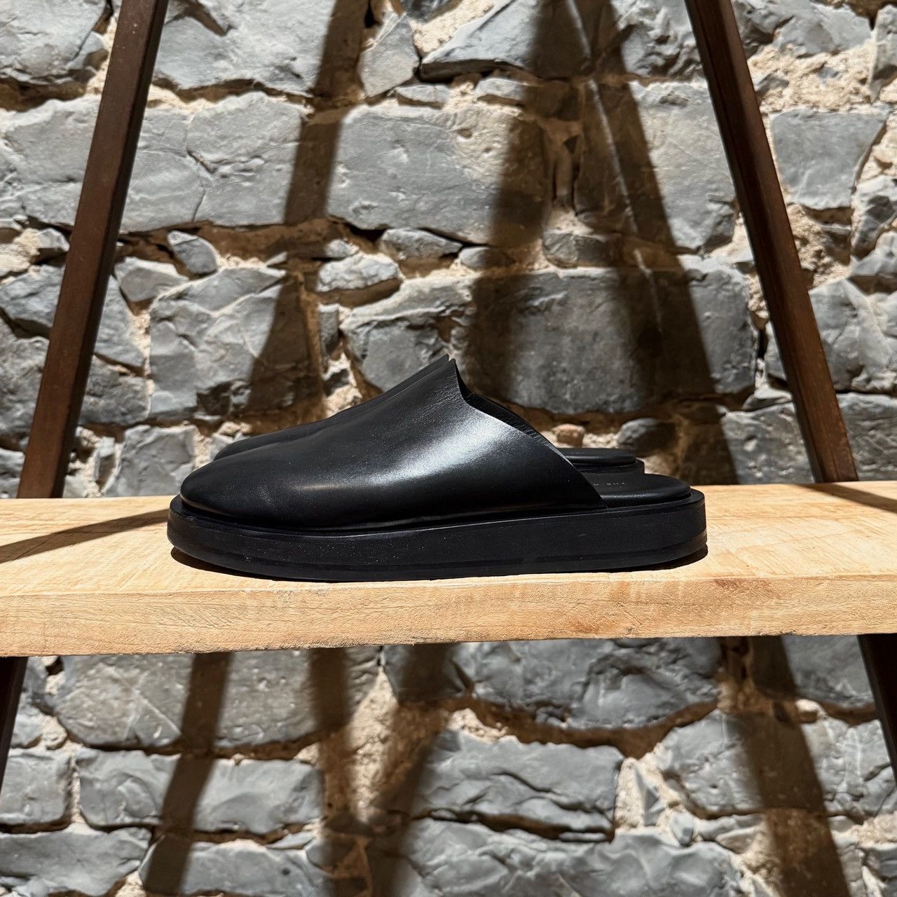 The Row The Row Black Leather Sabot Slip-on Mules Size US 8 / IT 38 - 5 Thumbnail