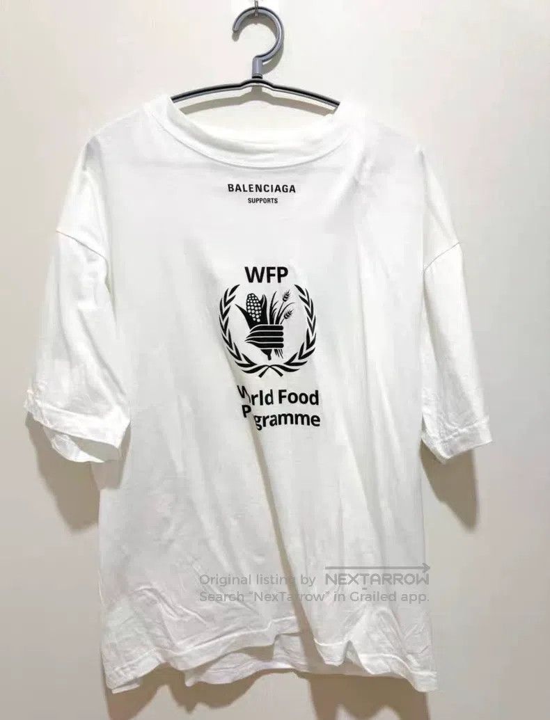 Balenciaga Balenciaga Short-sleeved T-shirt, size S Size US S / EU 44-46 / 1 - 1 Thumbnail