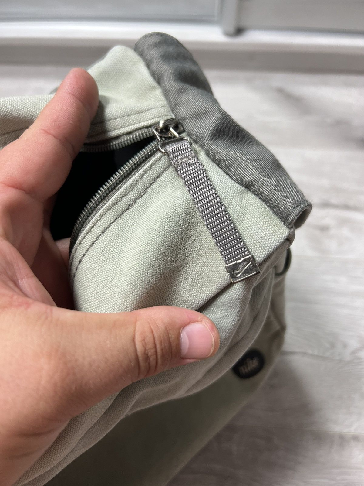 Nike Vintage Nike Trademark 978-952 Messenger Bag Logo Size ONE SIZE - 19 Thumbnail
