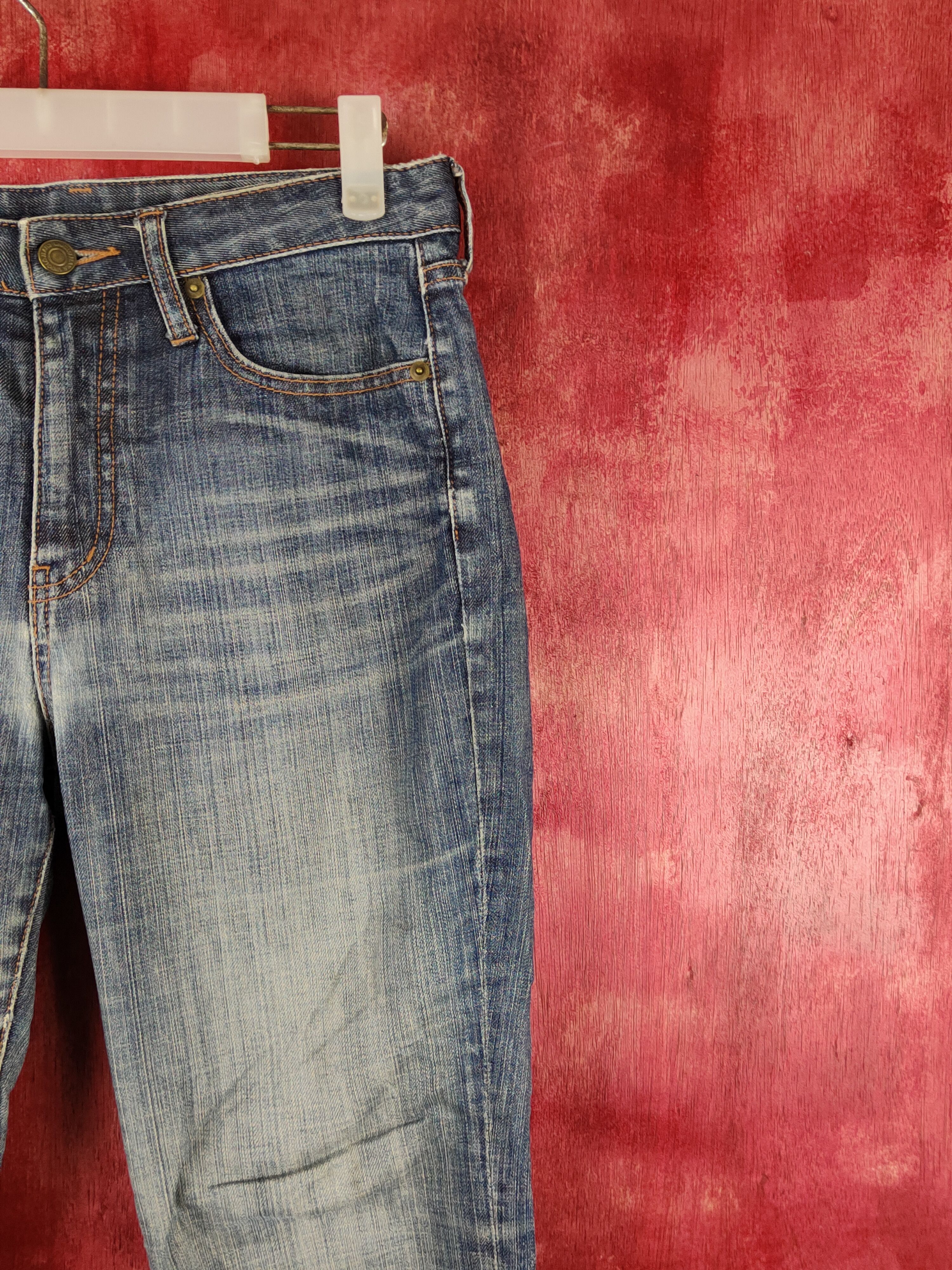 Japanese Brand Uniqlo Blue Faded Distressed Ripped Jeans #S2221 Size 28" / US 6 / IT 42 - 5 Thumbnail