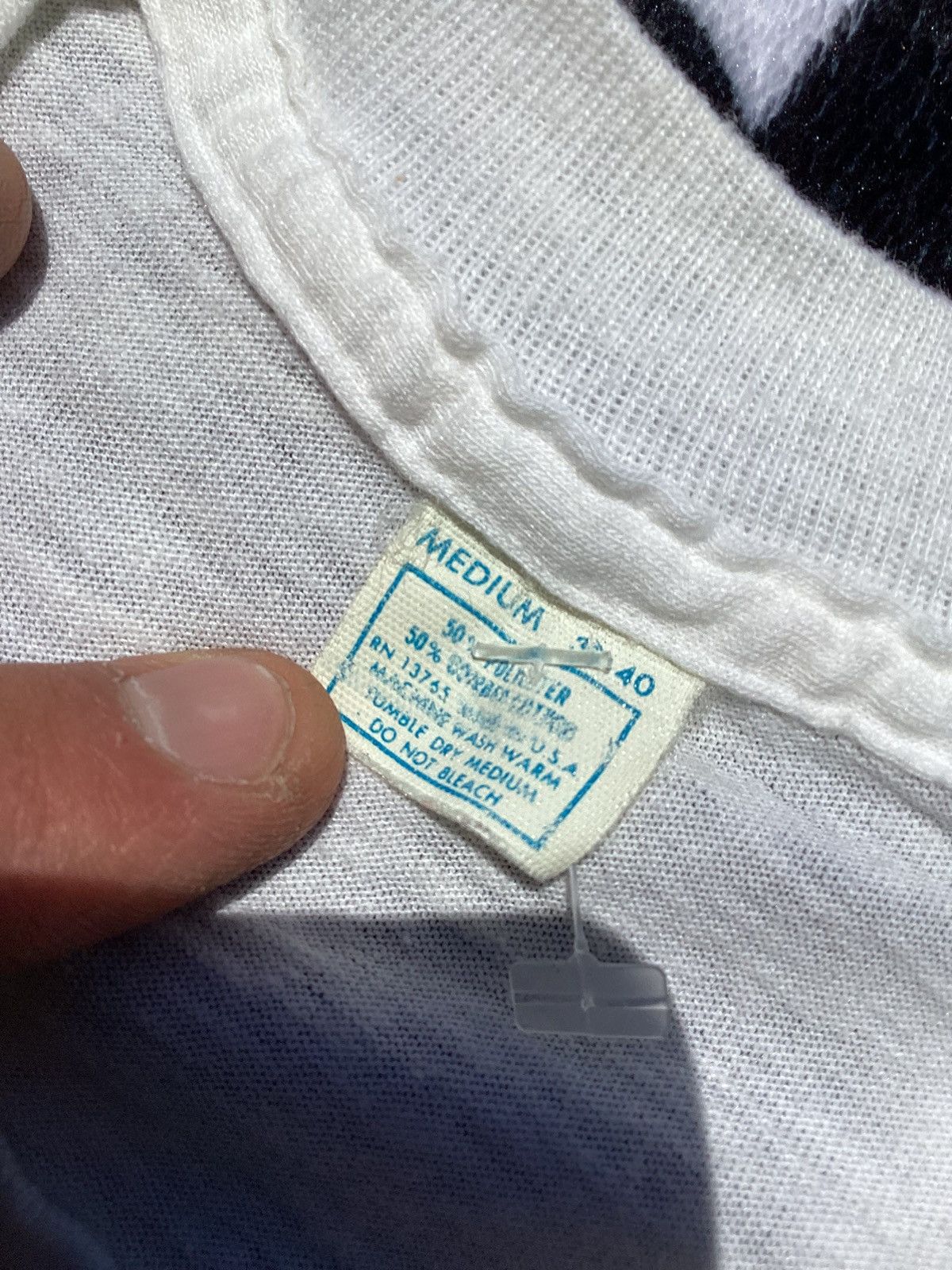 Vintage 1980s I will give up my gun, single stitch American Vtg Tee Size US M / EU 48-50 / 2 - 3 Thumbnail