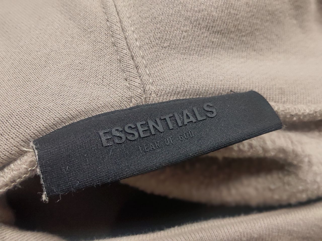 Fear of God Essentials Fear Of God Logo Pocket Oversized 90's Fit Hoodie Size US S / EU 44-46 / 1 - 13 Thumbnail