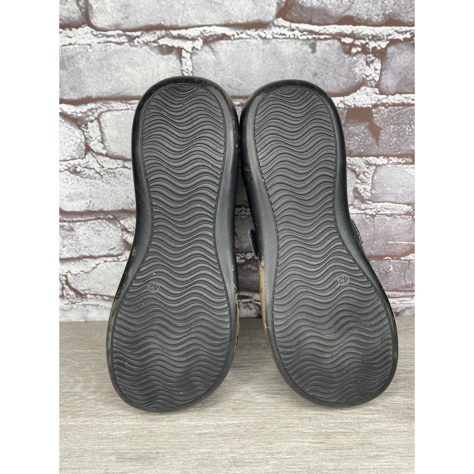 Spring Court Spring Step Black Leather Wingtip Button Strap Clogs Shoes W Size US 11 / IT 41 - 17 Thumbnail