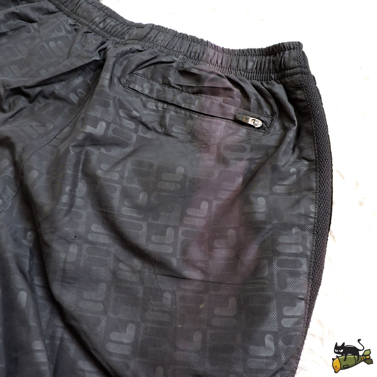 Fila FILA MONOGRAM TRAINING PANTS Size US 30 / EU 46 - 9 Thumbnail