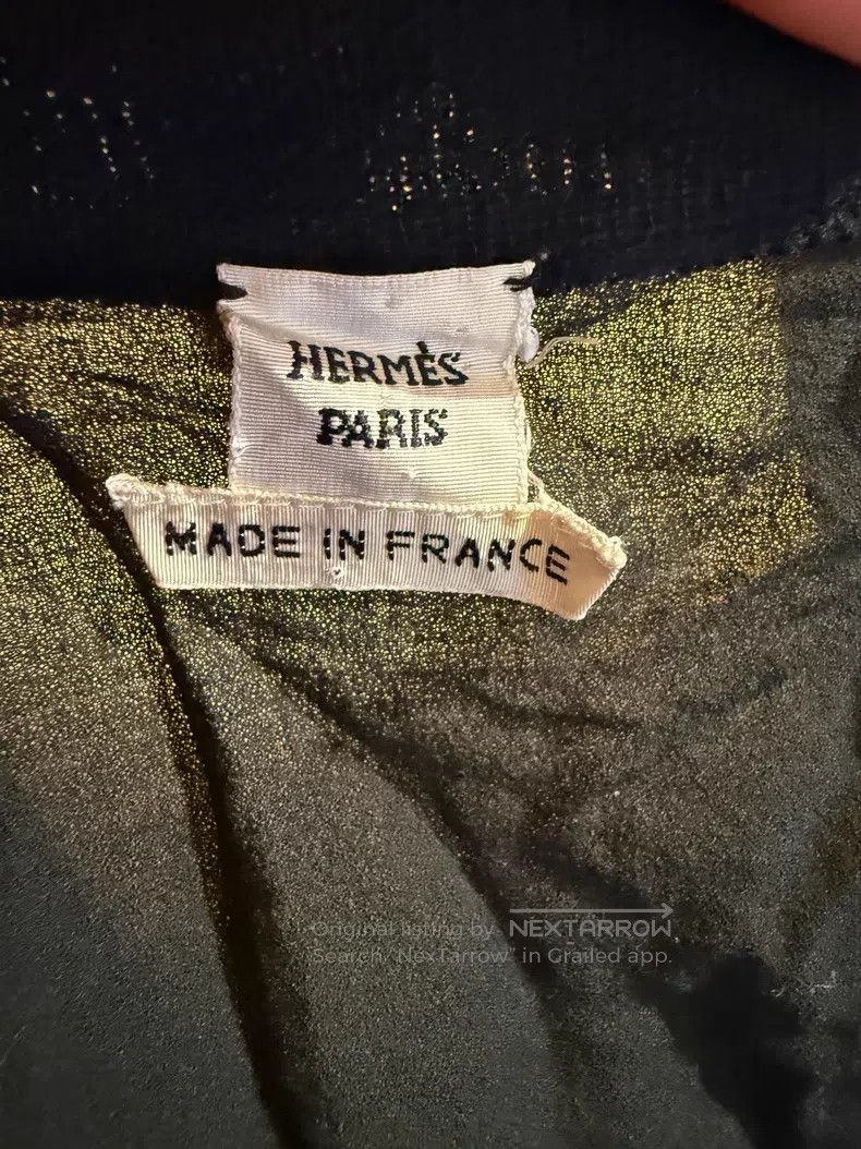 Hermes Hermes Black cashmere sweater, V-neck design, loose fit, 1 Size XS / US 0-2 / IT 36-38 - 8 Thumbnail