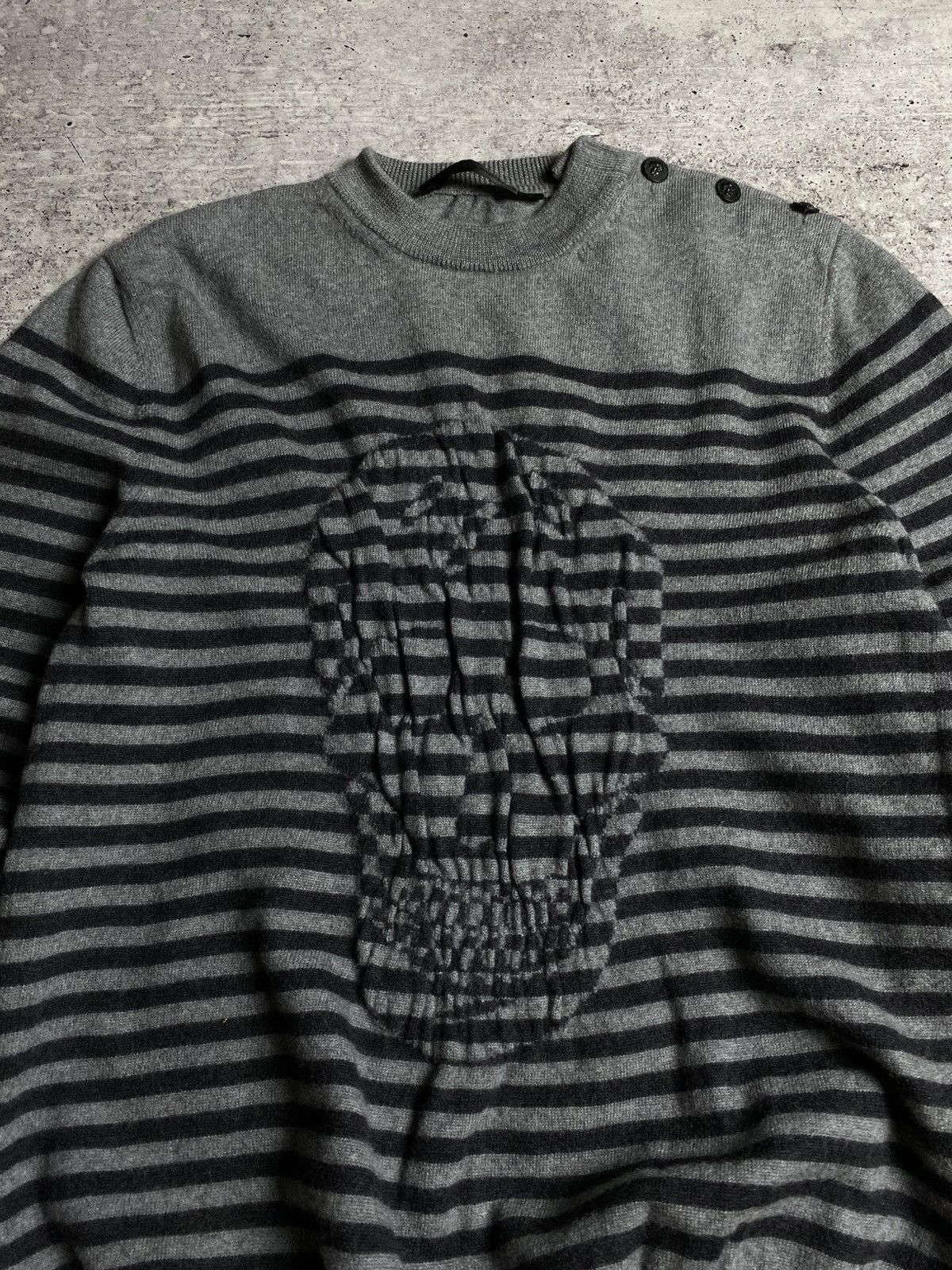 Alexander McQueen Alexander Mqueen Skull Sweater Size US S / EU 44-46 / 1 - 4 Thumbnail