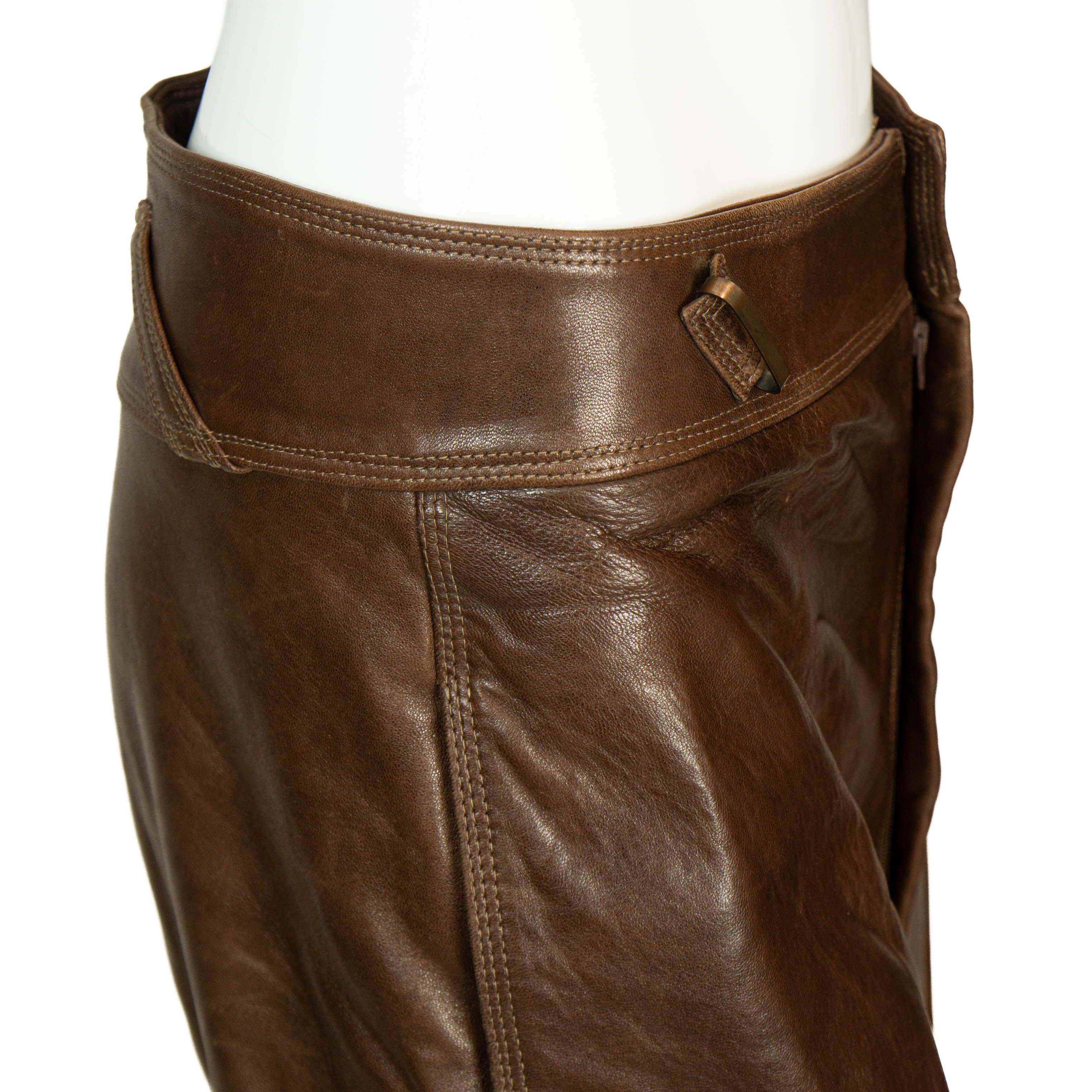 Versace × Vintage GIANNI VERSACE Brown Leather Women Pants Vintage 80s 90s Size 26" / US 2 / IT 38 - 4 Thumbnail