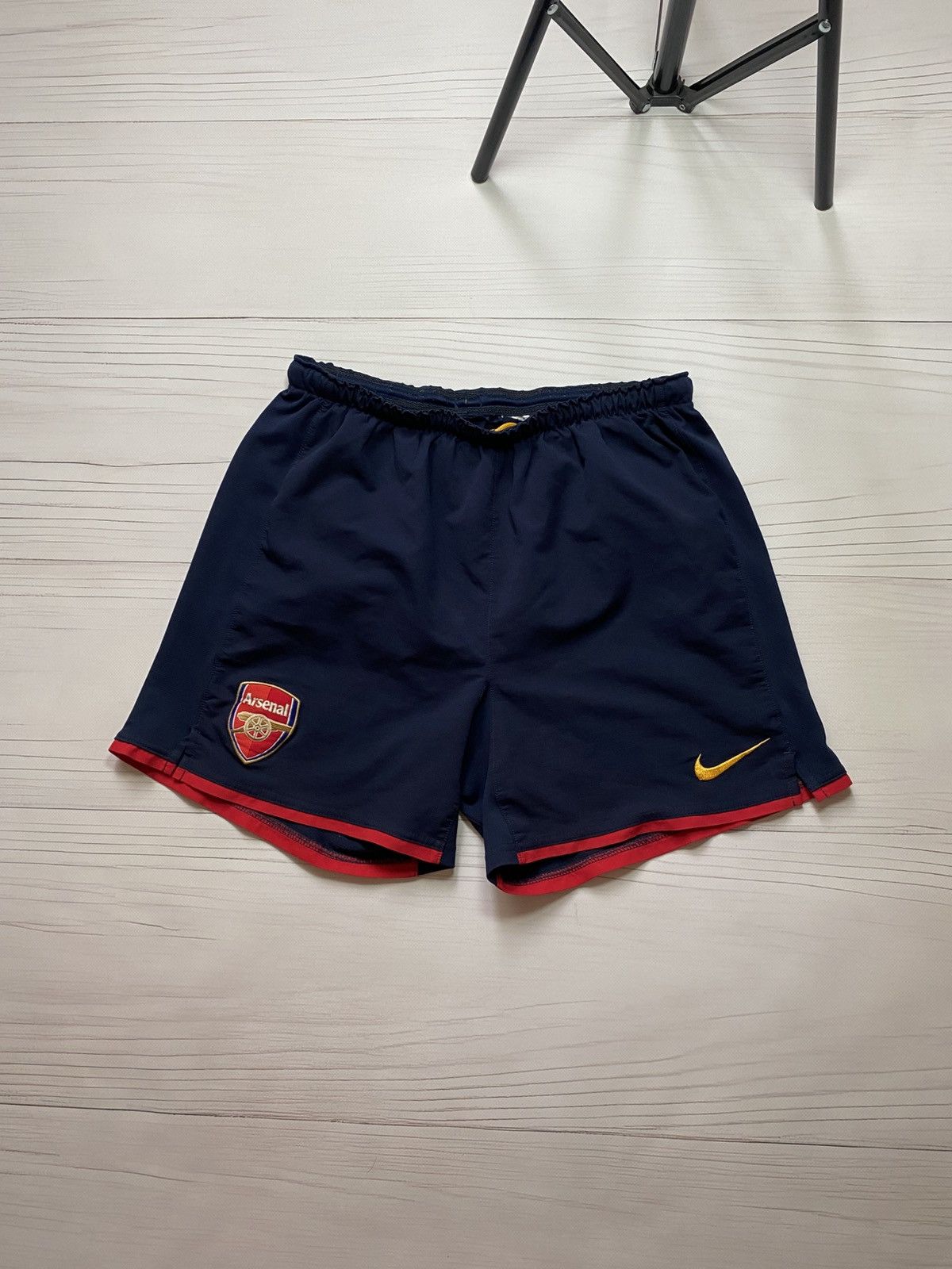 Nike × Vintage Vintage Nike Arsenal 2007/08 away football y2k shorts Size US 34 / EU 50 - 1 Thumbnail
