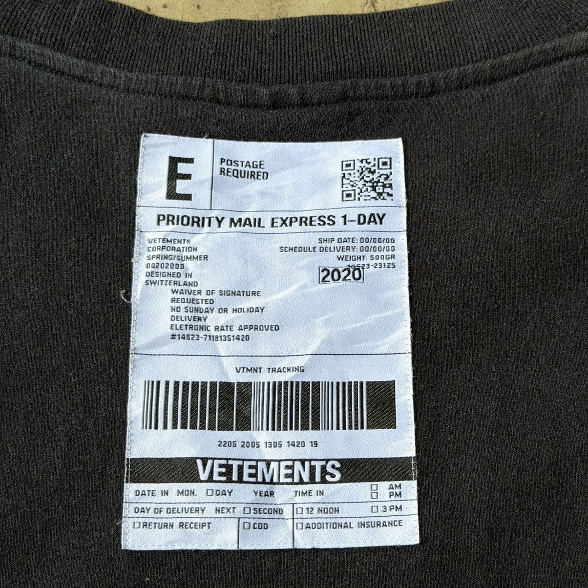 Vetements Vetements - Priority Mail Express Tee Size US M / EU 48-50 / 2 - 4 Thumbnail
