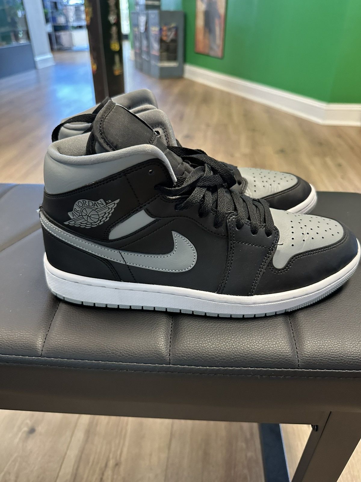 Nike Jordan 1 Mid Size US 10.5 / IT 40.5 - 5 Thumbnail
