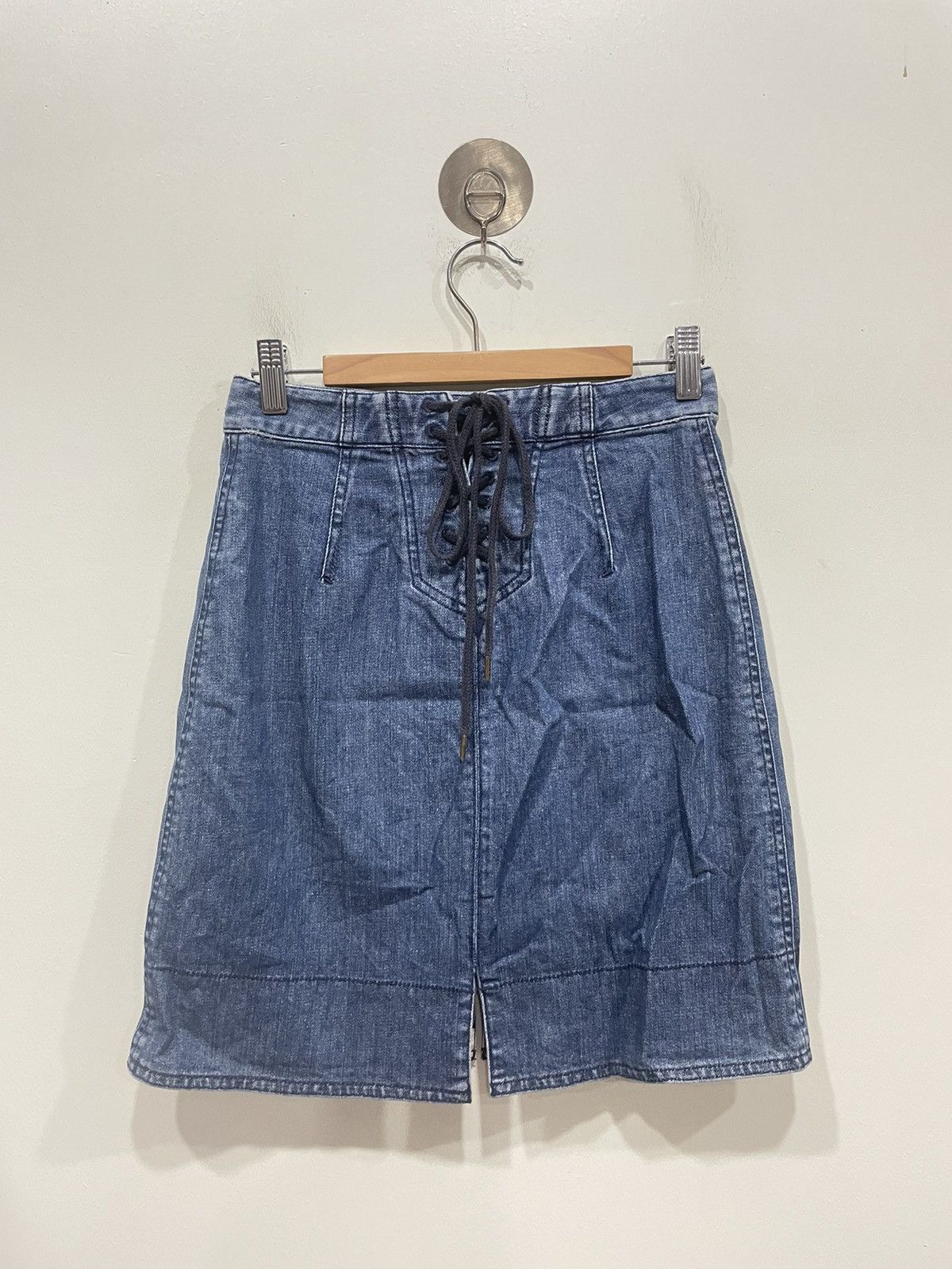 Marc by Marc Jacobs Marc by Marc Jacobs Denim Skirt Size 25" / US 0 / IT 36 - 2 Thumbnail