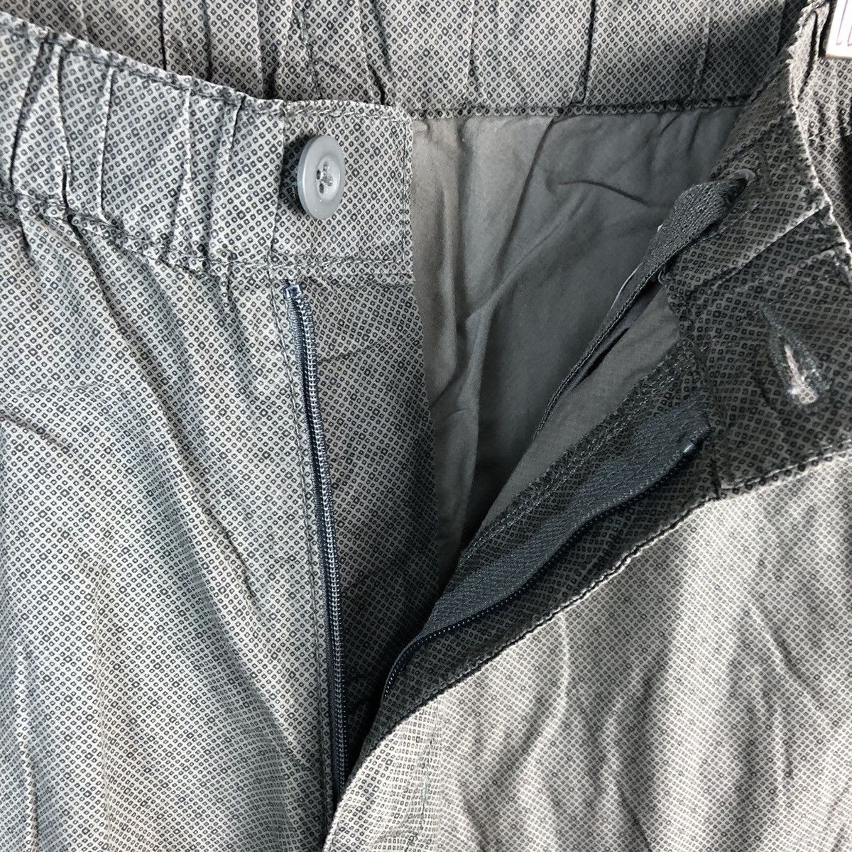 Japanese Brand Uniqlo Grey Multipocket cargo Cropped short Pants #A2419 Size US 28 / EU 44 - 14 Thumbnail