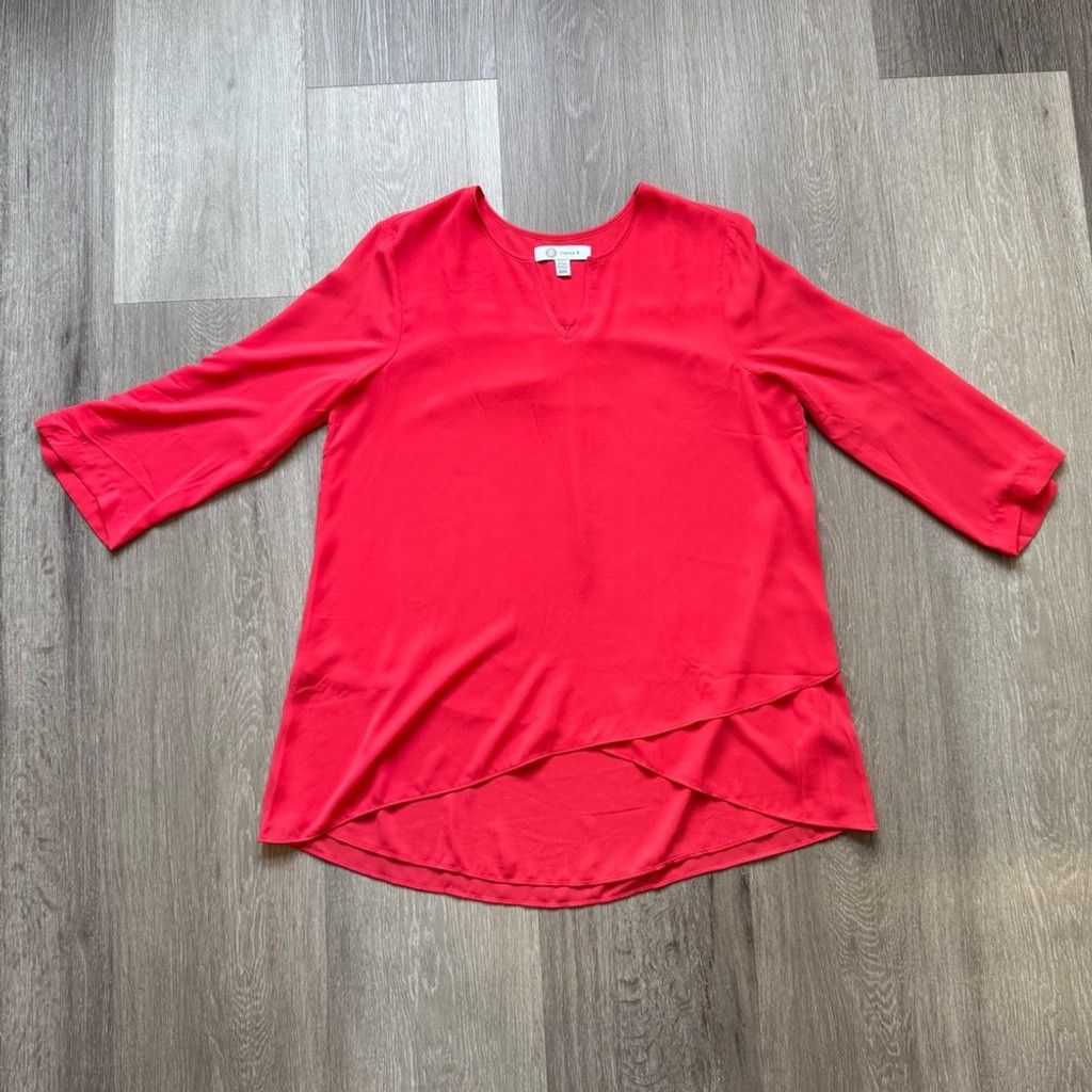The Unbranded Brand Red Asymmetrical 3/4 Sleeve Blouse Size L / US 10 / IT 46 - 1 Thumbnail