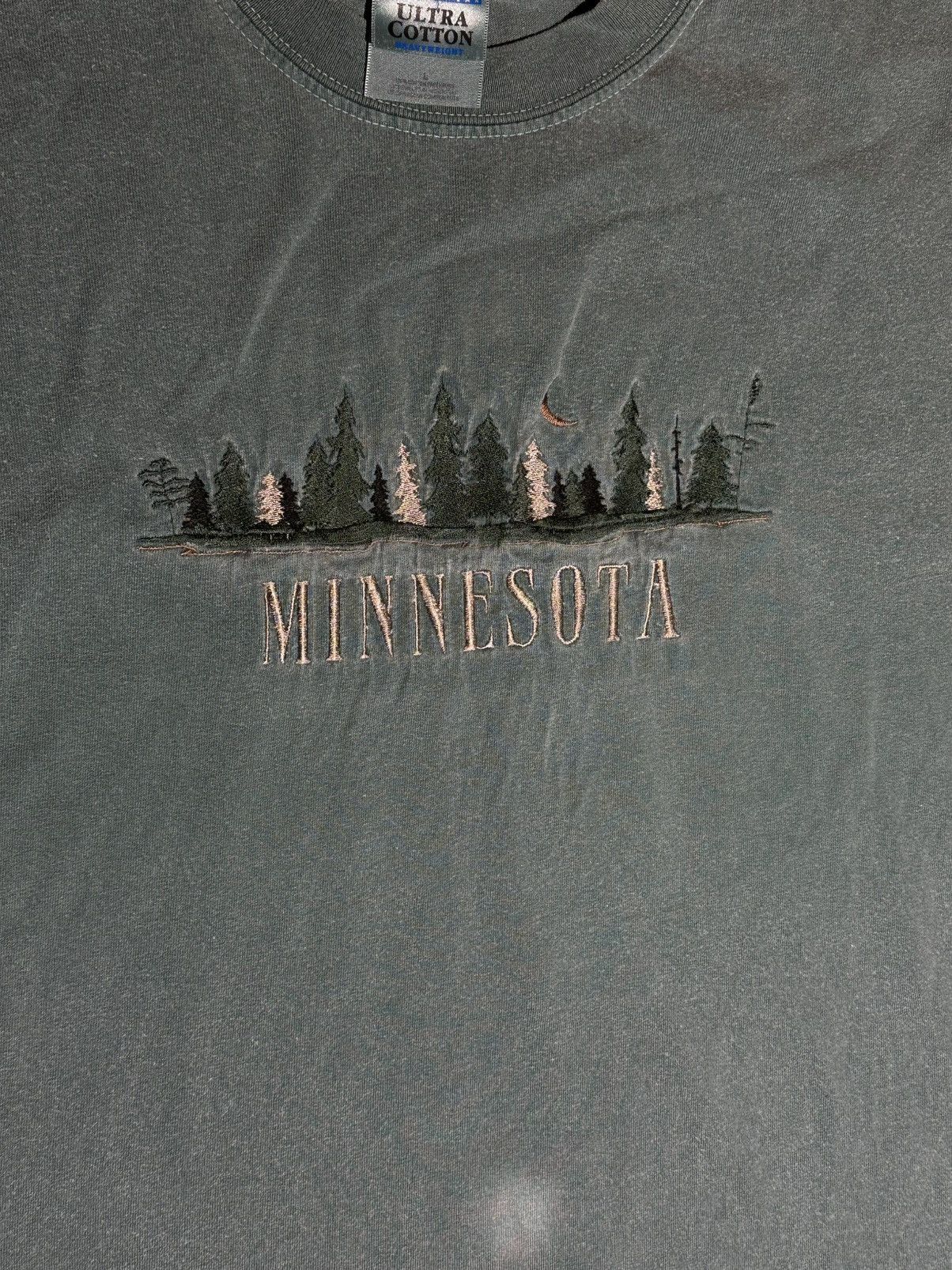 Gildan Gildan Teal Minnesota Pine Tree Moon Light Graphic Tee Size US L / EU 52-54 / 3 - 5 Thumbnail