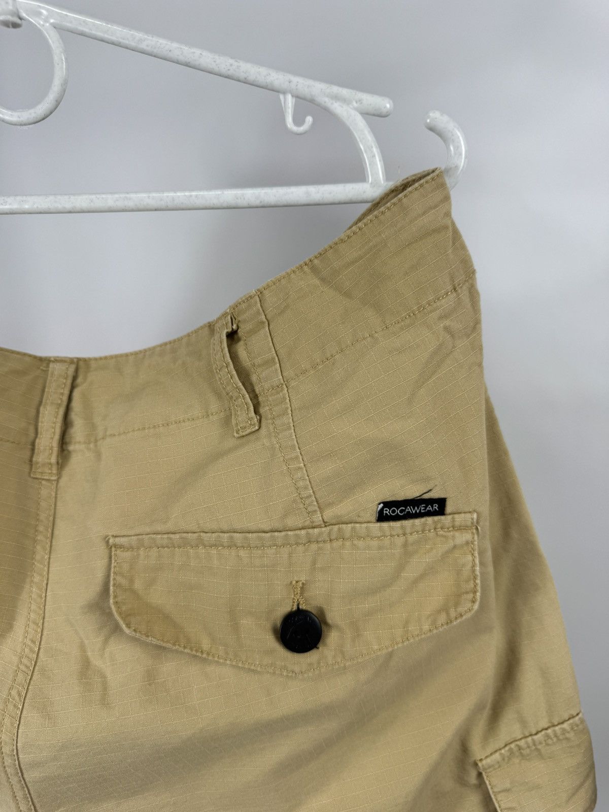 Rocawear Vintage Rocawear Cargo Shorts Size US 34 / EU 50 - 8 Thumbnail