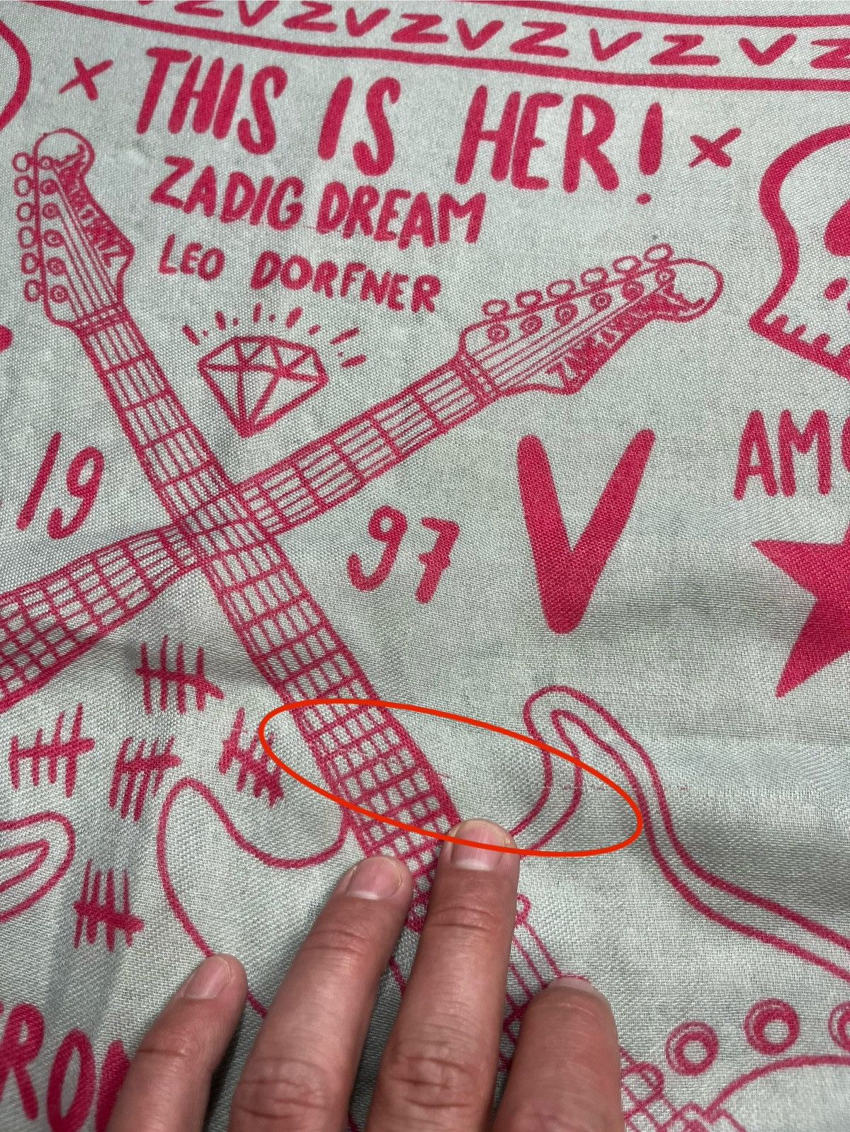 Zadig & Voltaire Zadig & Voltaire 90x90cm Bandana Scarf Pink Rock Graphic Size ONE SIZE - 8 Thumbnail
