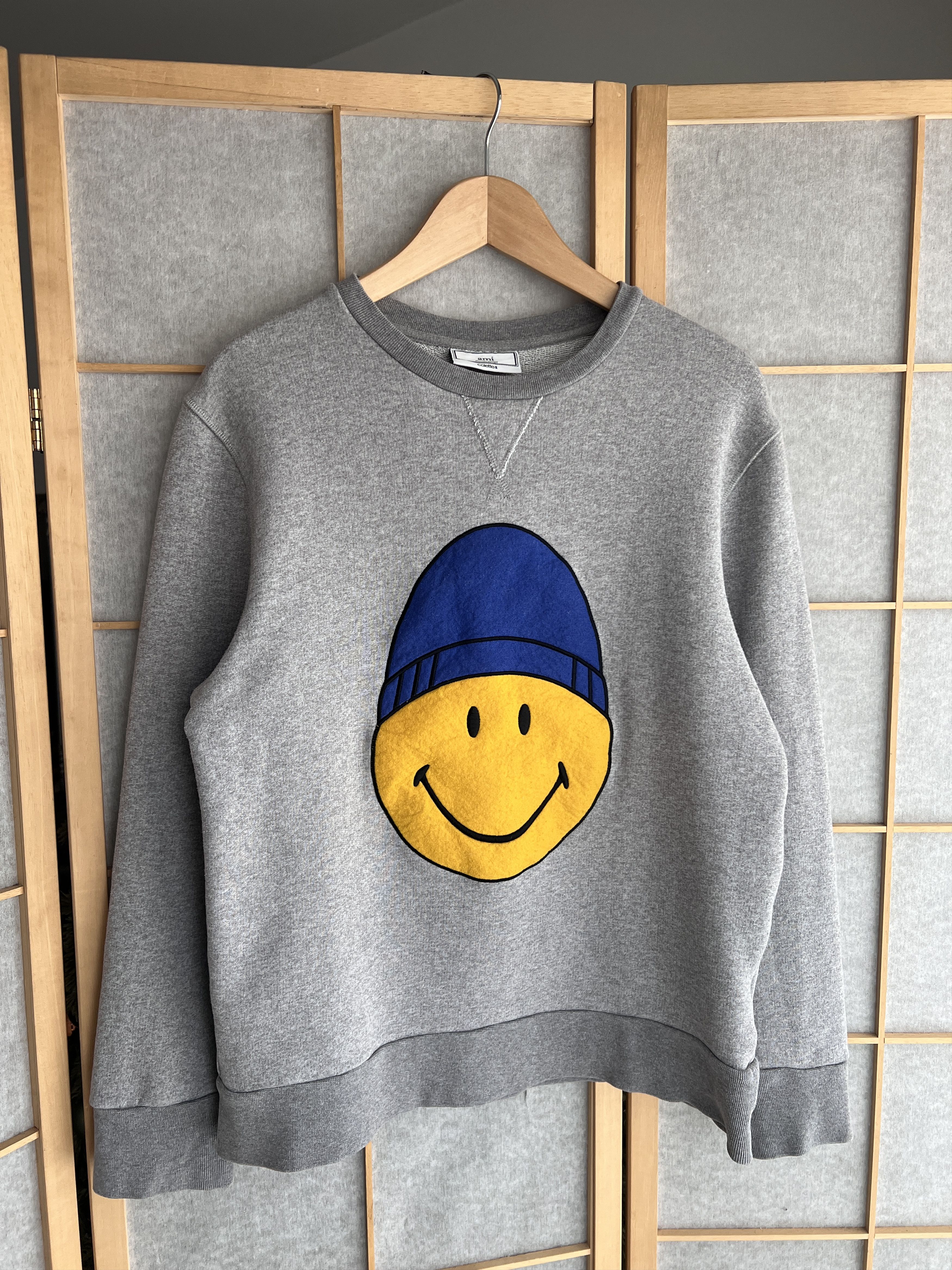 AMI Rare AMI x Smiley Happy sweatshirt graphic big face logotype Size US M / EU 48-50 / 2 - 11 Thumbnail
