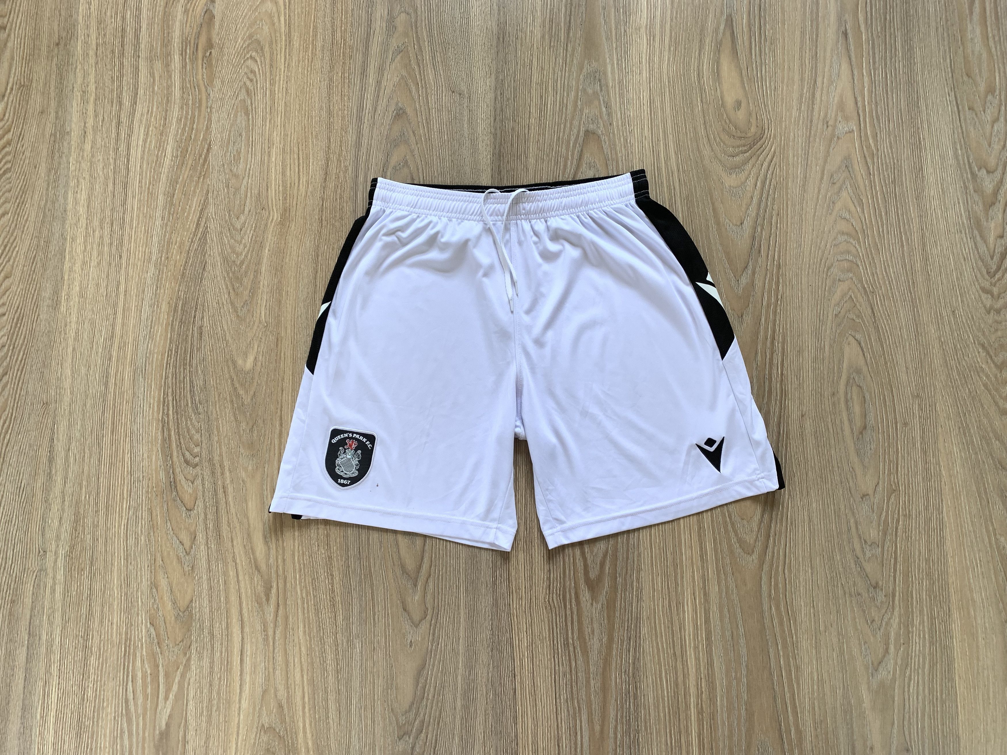 Macron × Vintage Macron Queen's Park FC Soccer Shorts Size US 33 - 1 Thumbnail