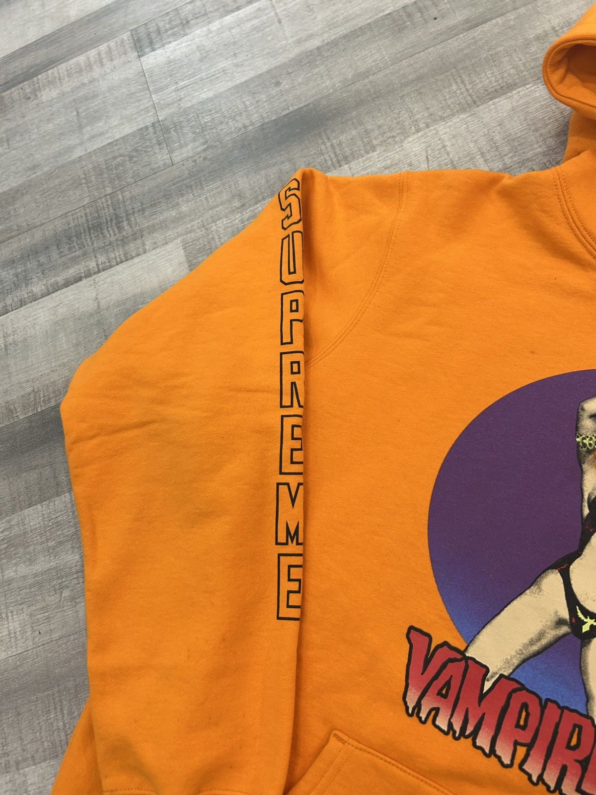 Supreme Supreme Vampirella Hooded Sweatshirt Size US L / EU 52-54 / 3 - 5 Thumbnail