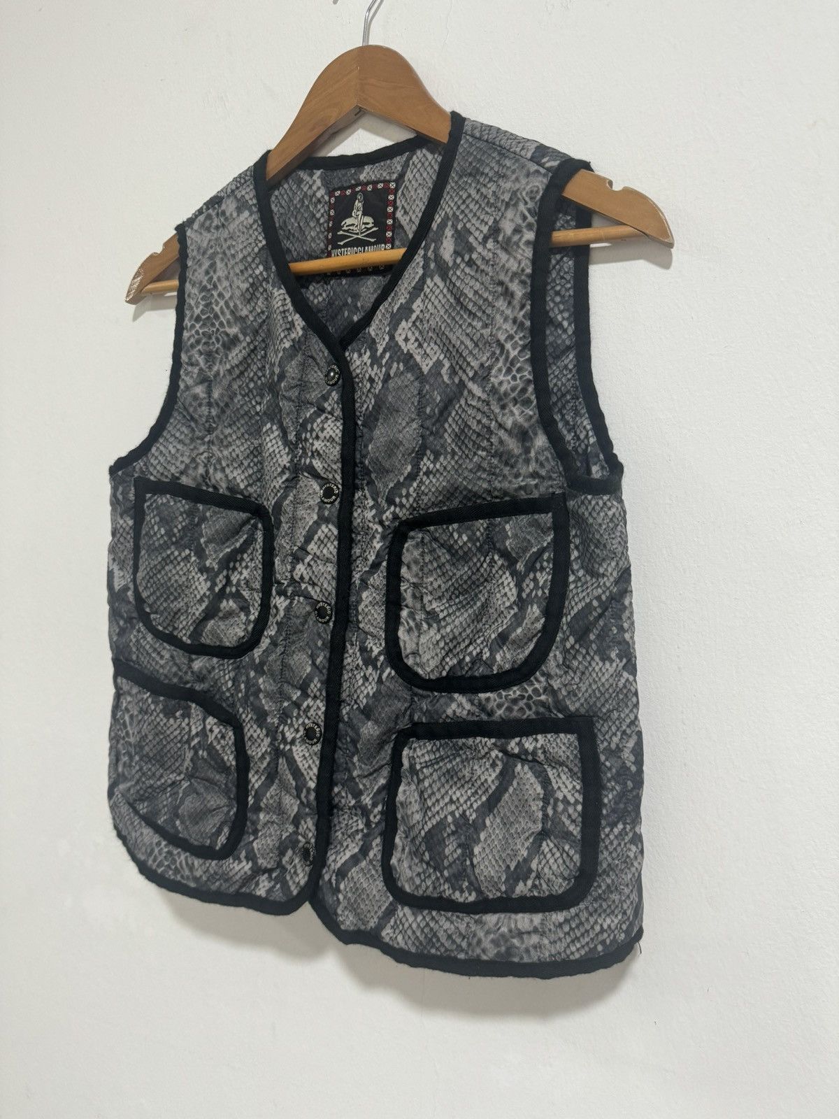 Hysteric Glamour Vintage Hysteric Glamour Snake Skin Design primaloft Vest Size US S / EU 44-46 / 1 - 3 Thumbnail