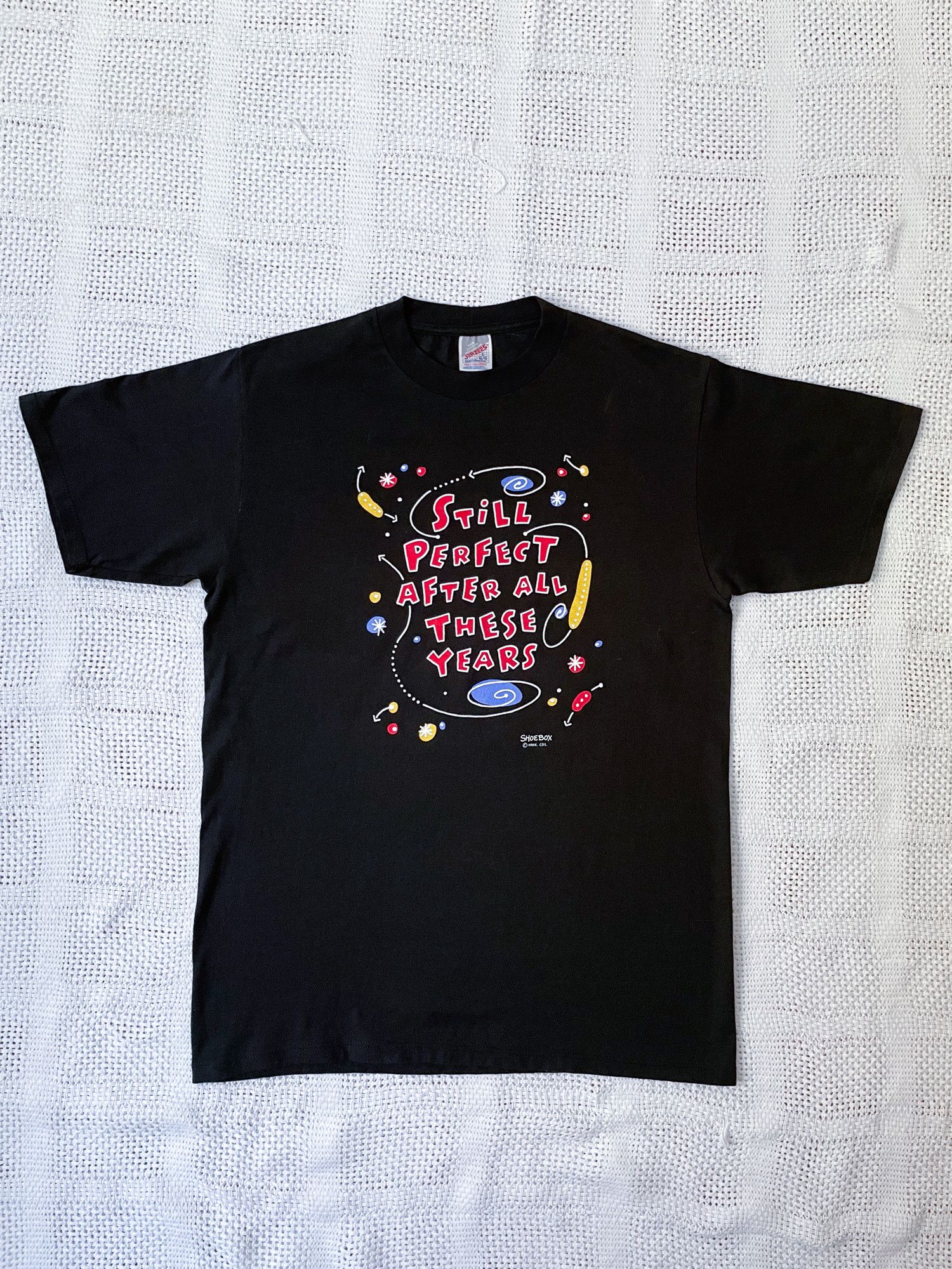 Vintage 90s 'Still Perfect After All These Years' Shoebox T-Shirt Size US L / EU 52-54 / 3 - 2 Thumbnail