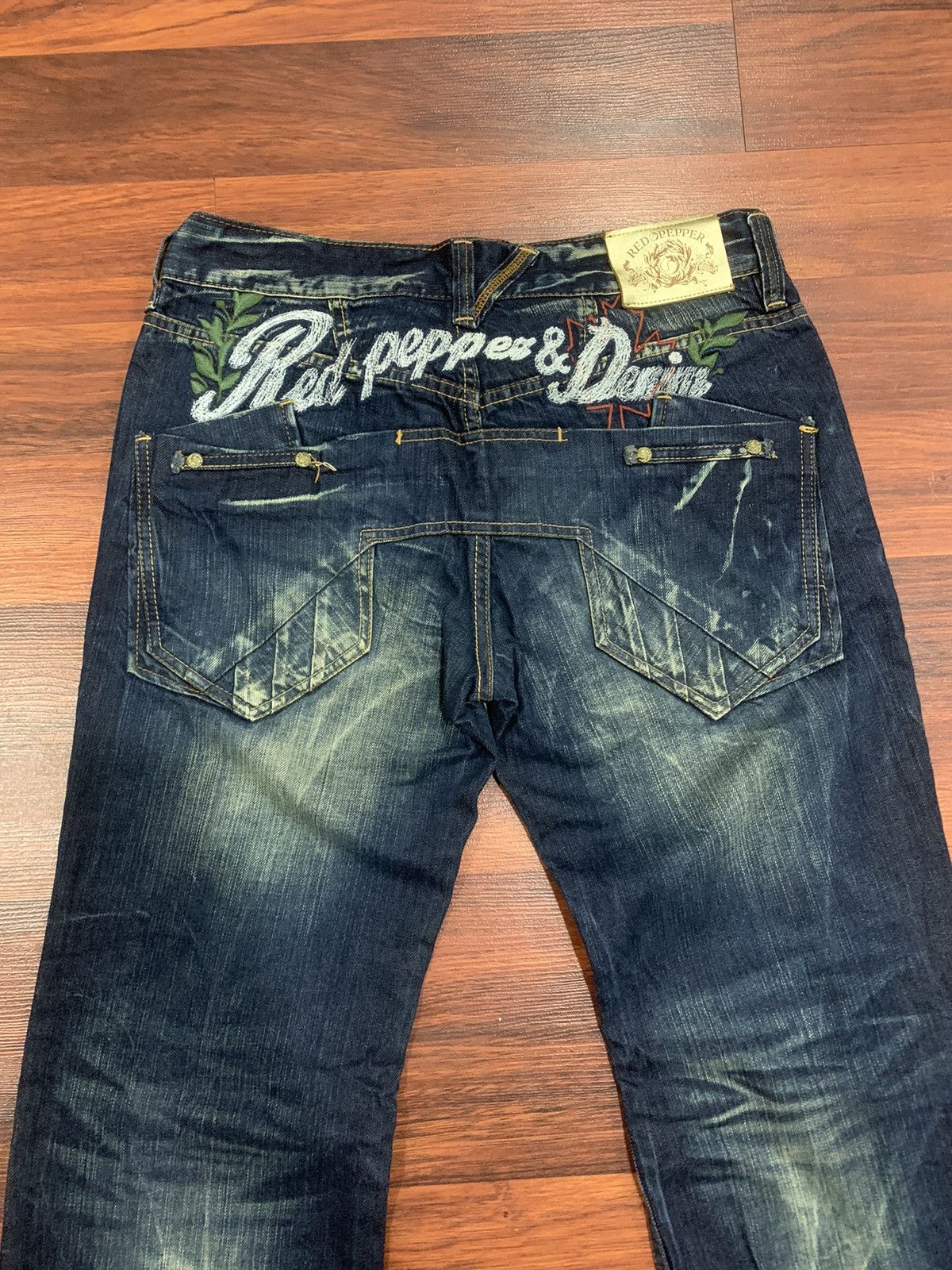 If Six Was Nine Red Pepper Embroidered Jeans Pants Size US 34 / EU 50 - 2 Thumbnail