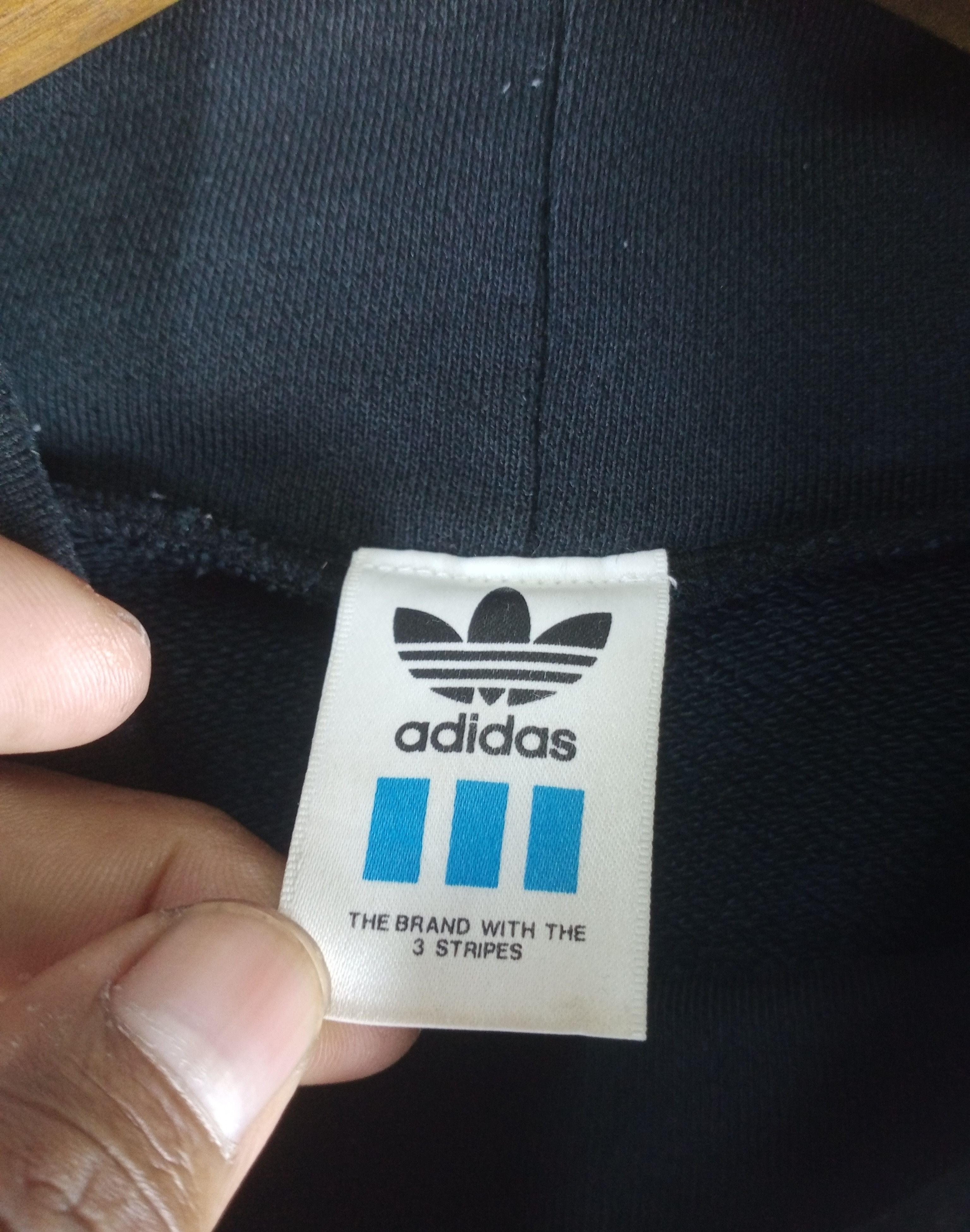 Adidas Rare Vintage 90s Adidas Trefoil Big Logo Sweatshirt Size US L / EU 52-54 / 3 - 7 Thumbnail