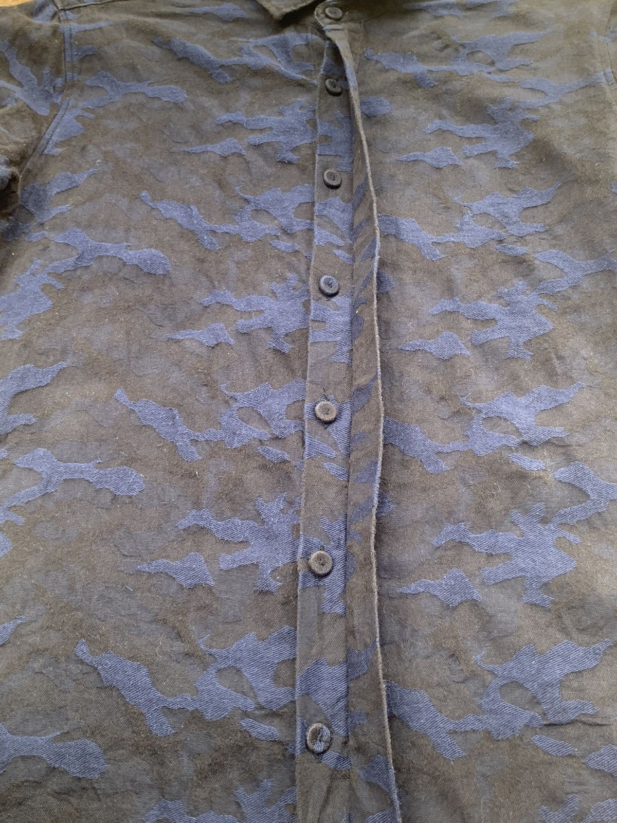 Japanese Brand Vanquish 10th Anniversary Camouflage Shirt Size US M / EU 48-50 / 2 - 13 Thumbnail